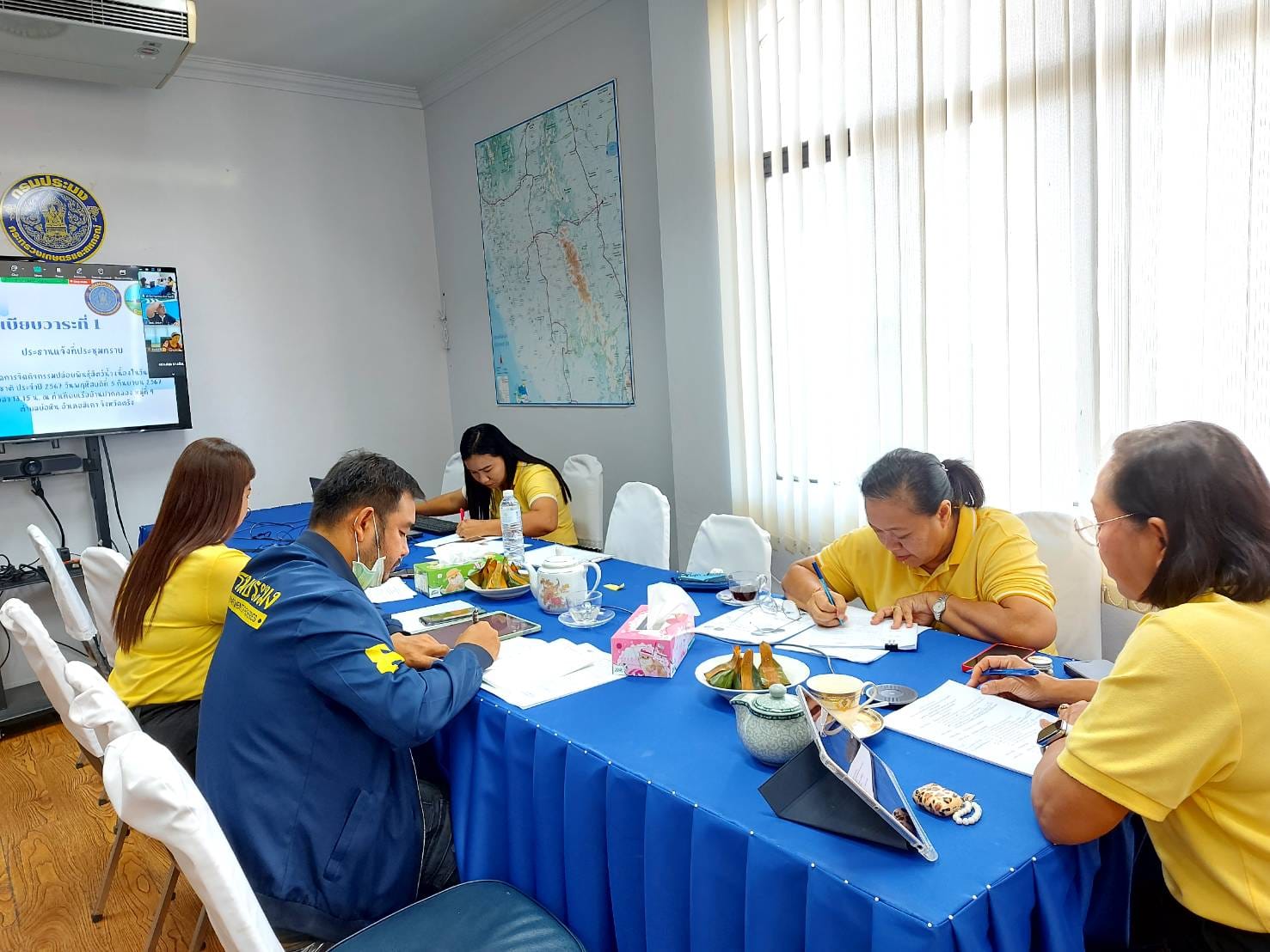 ประชุมคณะกรรมการขับเคลื่อนนโยบายของกรมประมง (FC จังหวัดตรัง) ครั้งที่ 7/2567 ณ สำนักงานประมงจังหวัดตรัง..คลิก