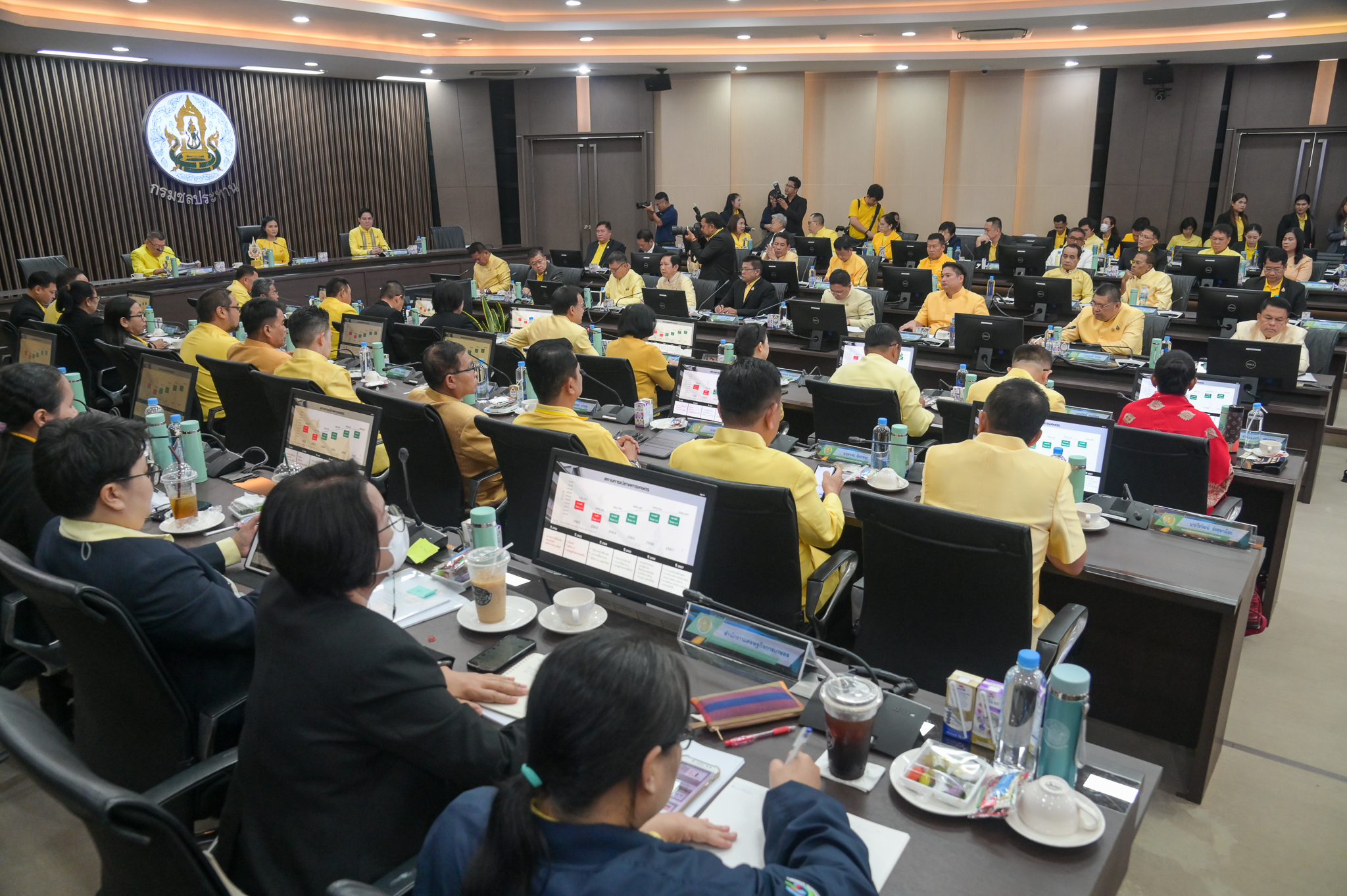 กรมประมงเข้าร่วมรับมอบโนบายขับเคลื่อนงานกระทรวงเกษตรและสหกรณ์..คลิก