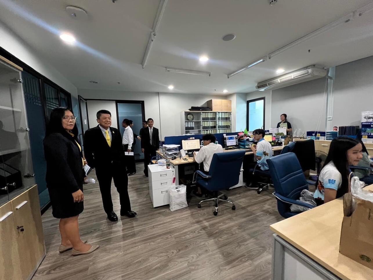 อธิบดีกรมประมงตรวจความเรียบร้อยในการเตรียมงานพิธีเปิดอาคารจรัลธาดา กรรณสูต และเยี่ยมชมหน่วยงานที่เข้าปฏิบัติงาน ณ อาคารจรัลธาดา กรรณสูต..คลิก