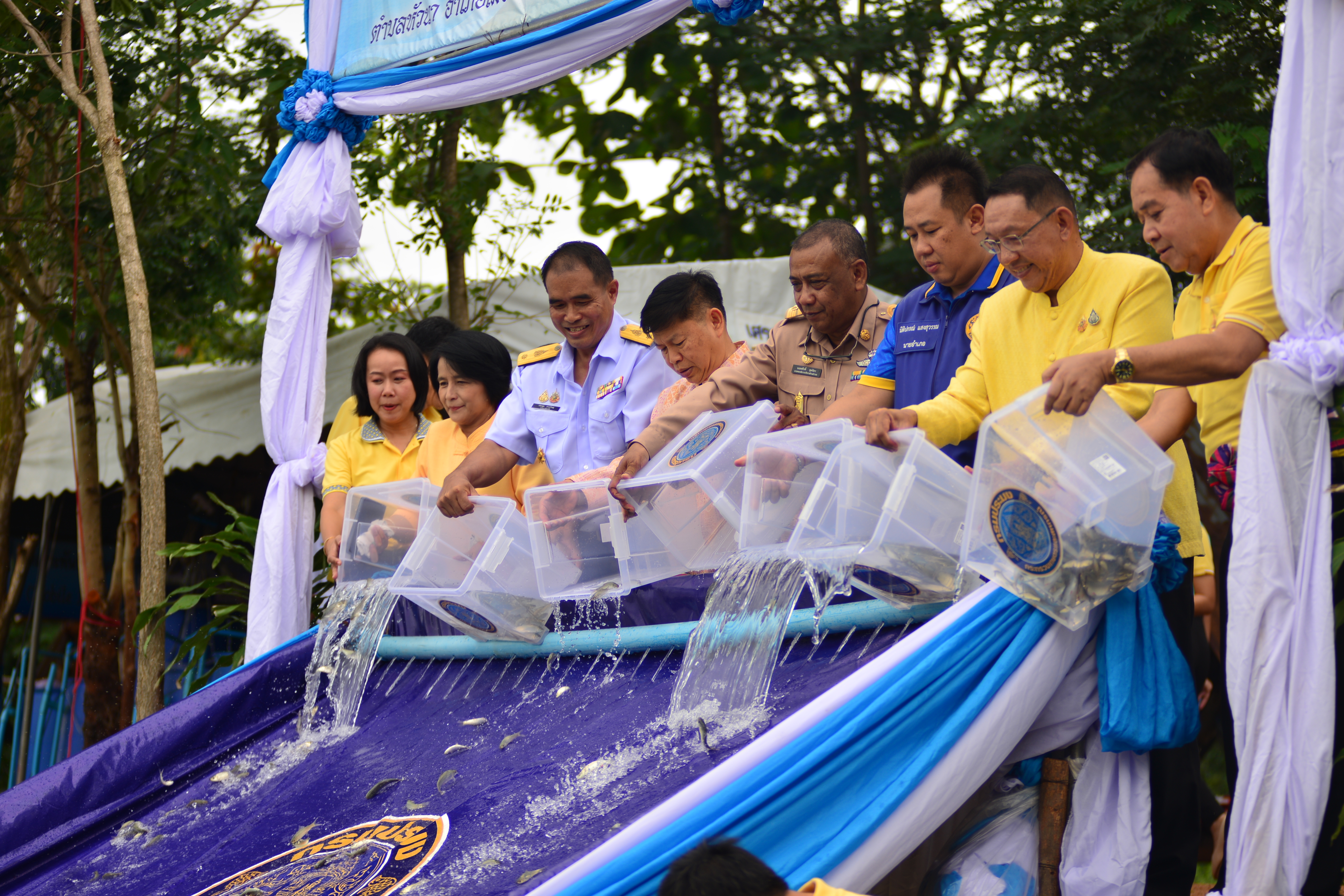 ประมงจังหวัดหนองบัวลำภู จัดกิจกรรมปล่อยพันธ์สัตว์น้ำเนื่องในวันประมงแห่งชาติ ประจำปี 2567