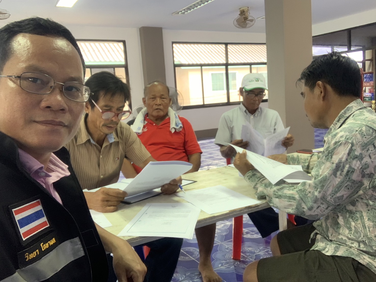 ประมงเขื่องใน ประชุมองค์กรชุมชนประมงท้องถิ่นผู้ทำทำการประมง บ้านทัพไทย ..คลิก