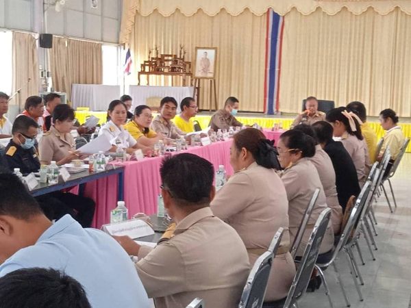 ประชุมหัวหน้าส่วนราชการประจำอำเภอ ปลัดอำเภอ หัวหน้าหน่วยงานรัฐวิสาหกิจ ผู้บริหารสถานศึกษา ผู้บริหารองค์กรปกครองส่วนท้องถิ่น..คลิก