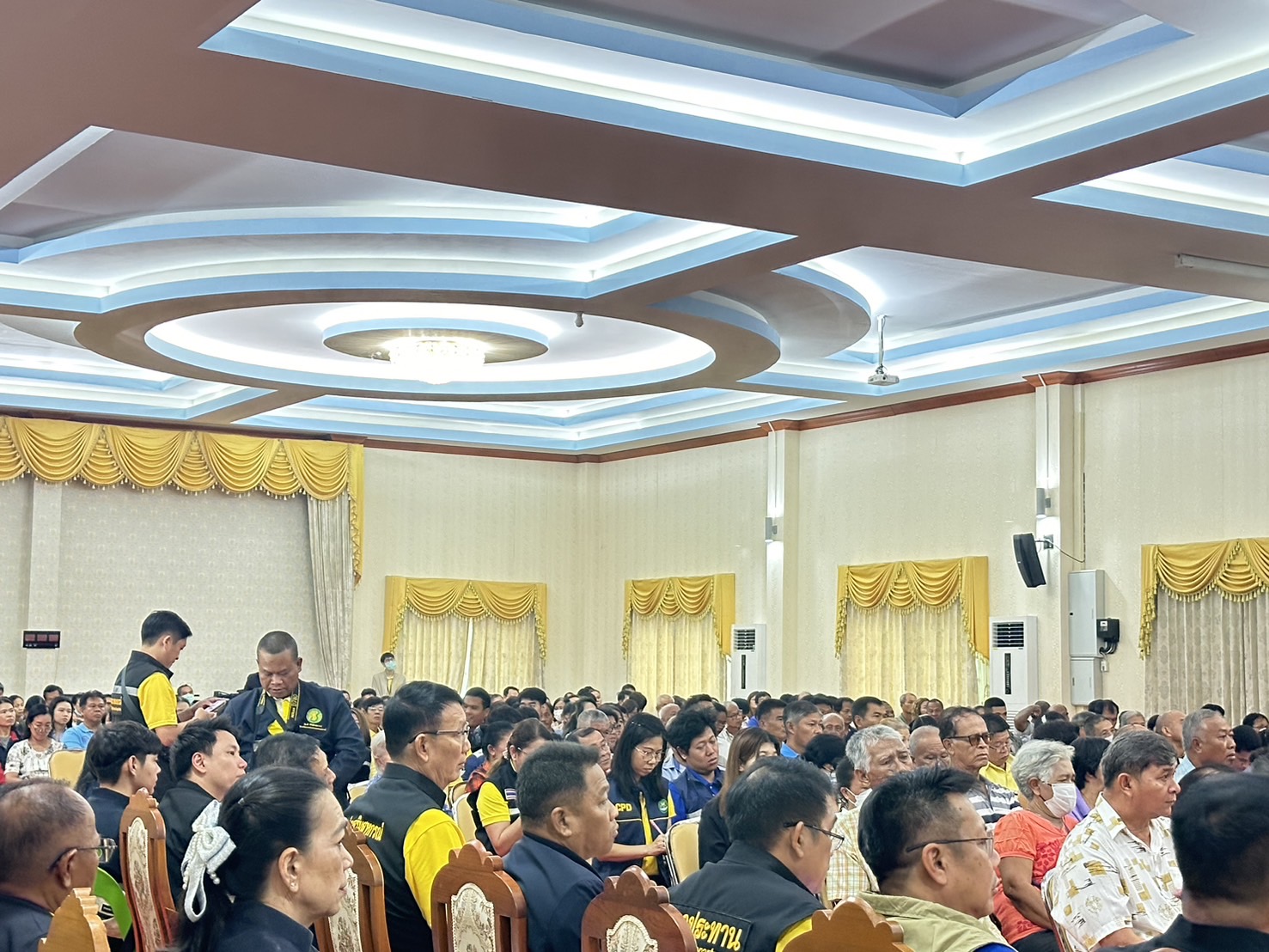 เข้าร่วมสัมมนา คณะกรรมมาธิการการเกษตรและสหกรณ์ สภาผู้แทนราษฎร..คลิก
