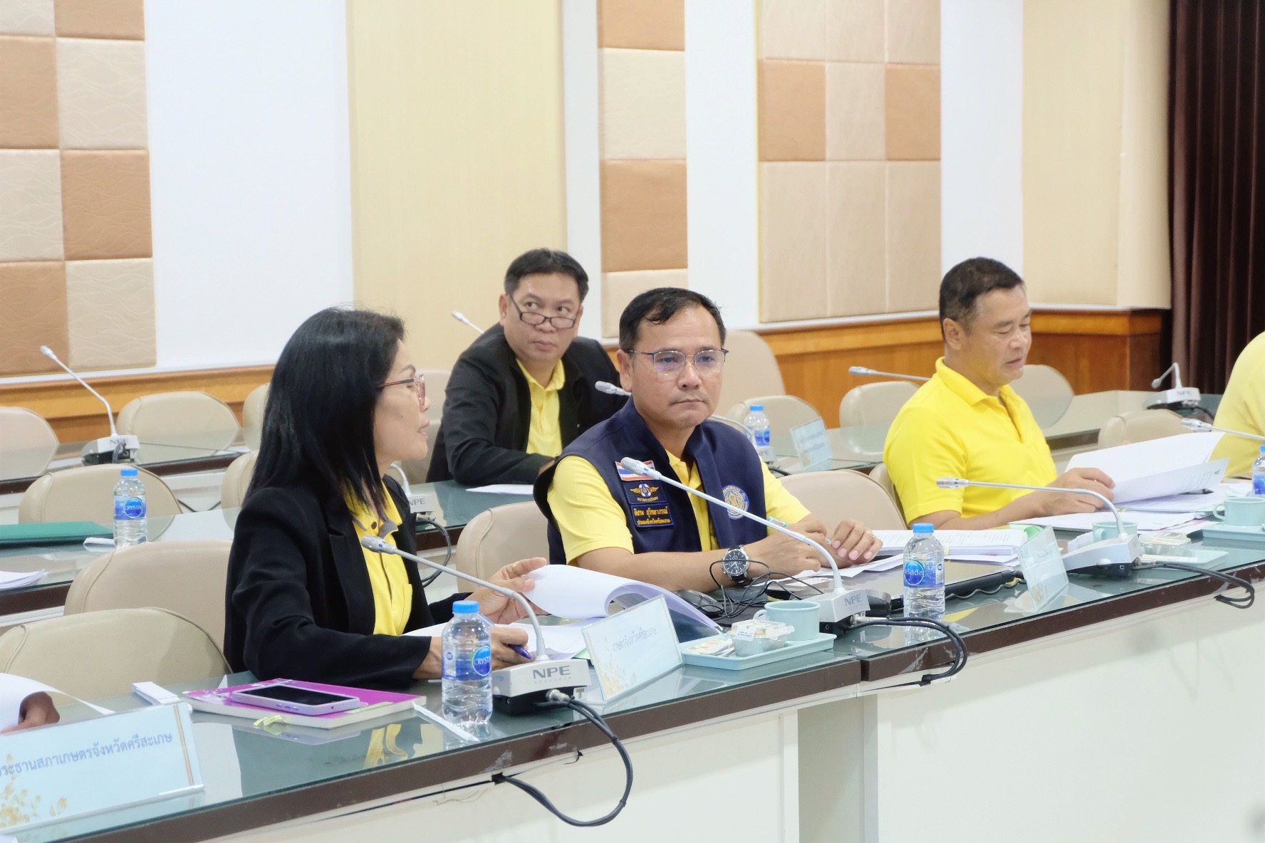 ข้าร่วมประชุมคณะอนุกรรมการบริหารกองทุนหมุนเวียนเพื่อการกู้ยืมแก่เกษตรกรและผู้ยากจน (อบก.) ส่วนจังหวัดศรีสะเกษ ครั้งที่ 4/2567..คลิก