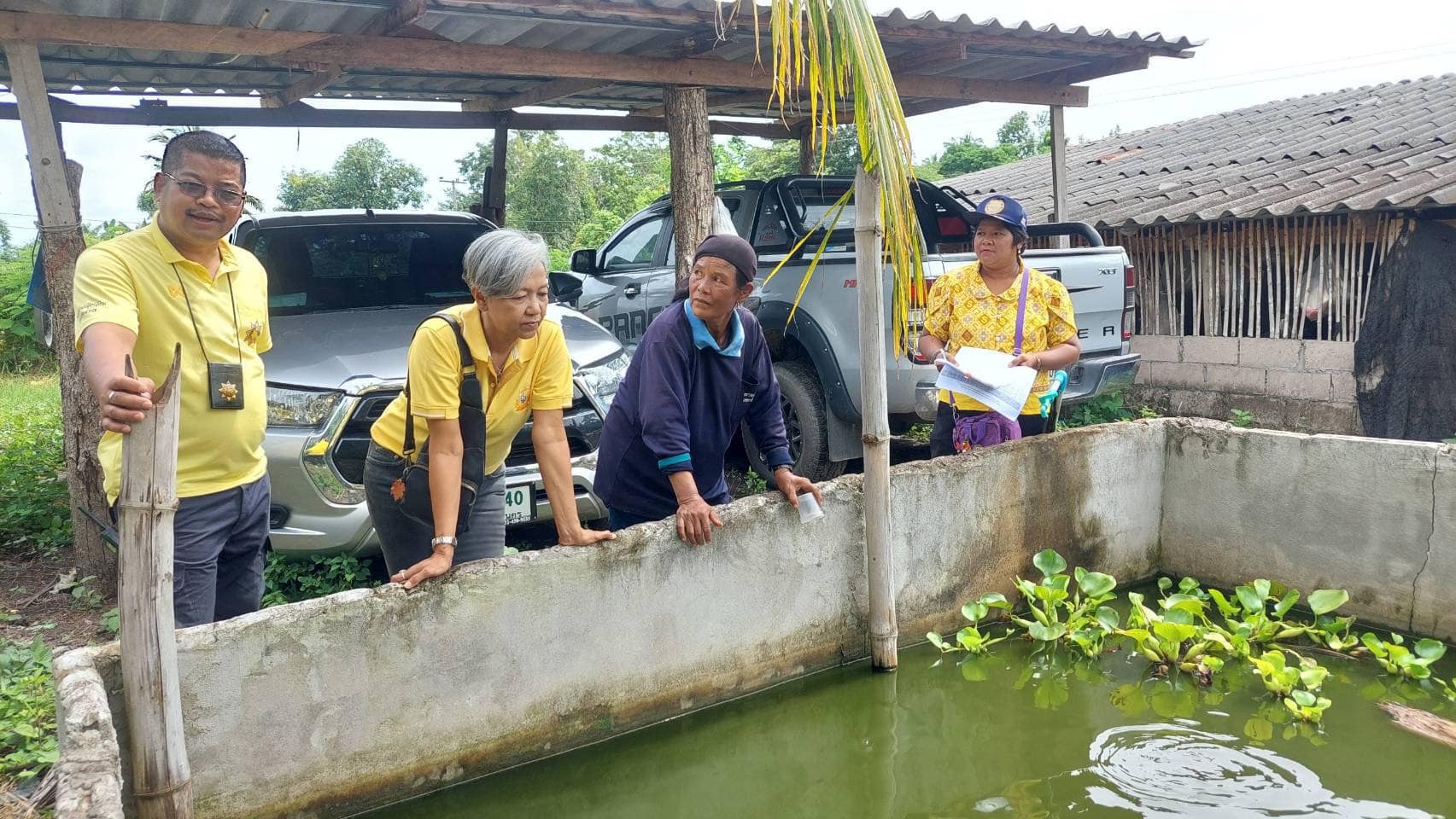 ติดตามผลการดำเนินงานโครงการส่งเสริมการเลี้ยงปลาในหมู่บ้านตามแนวชายแดนในพระราชดำริจังหวัดราชบุรี (ปลากินพืชในบ่อดิน)