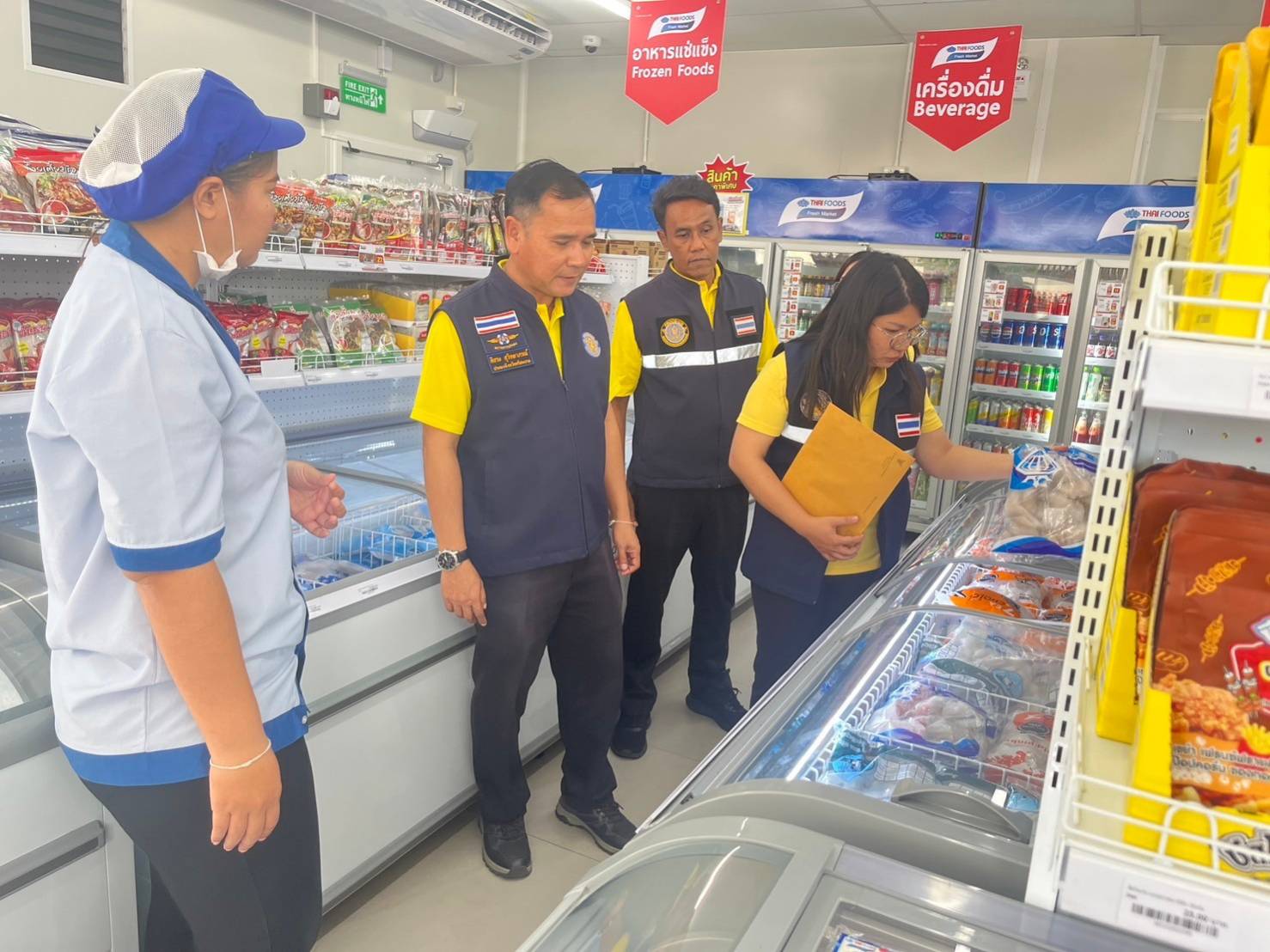 ลงพื้นที่ตรวจสอบการขออนุญาตประกอบกิจการที่มีสินค้าประเภทสัตว์น้ำ..คลิก