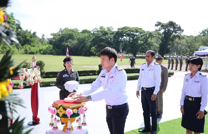 ศูนย์ฯ คุ้งกระเบน ร่วมพิธีเนื่องในวันคล้ายวันสถาปนาค่ายเจ้าพระยาบดินทรเดชา (สิงห์ สิงหเสนี)--..คลิก