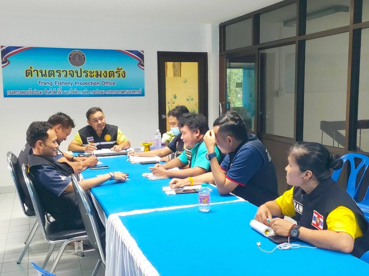 ประชุมชุดสหวิชาชีพ ประจำเดือนกันยายน 2567 ครั้งที่ 21/2567 และ ครั้งที่ 22/2567 ณ ห้องประชุมด่านตรวจประมงตรัง..คลิก