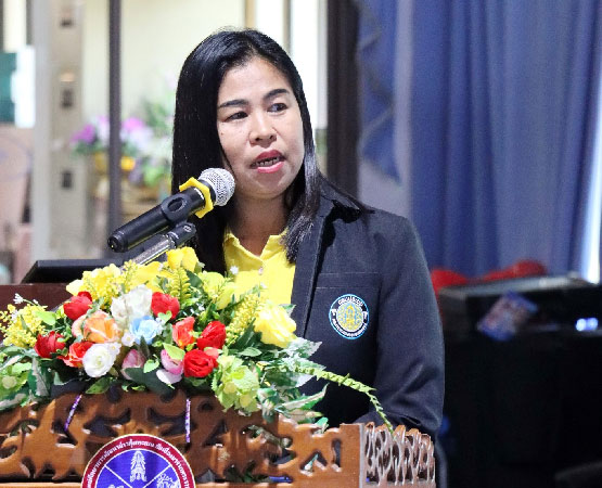 สำนักงาน กปร. มอบโล่พร้อมเกียรติบัตร เพื่อเชิดชูเกียรติให้แก่ศูนย์เรียนรู้ตามแนวพระราชดำริ ของศูนย์ศึกษาการพัฒนาอ่าวคุ้งกระเบนอันเนื่องมาจากพระราชดำริ..คลิก