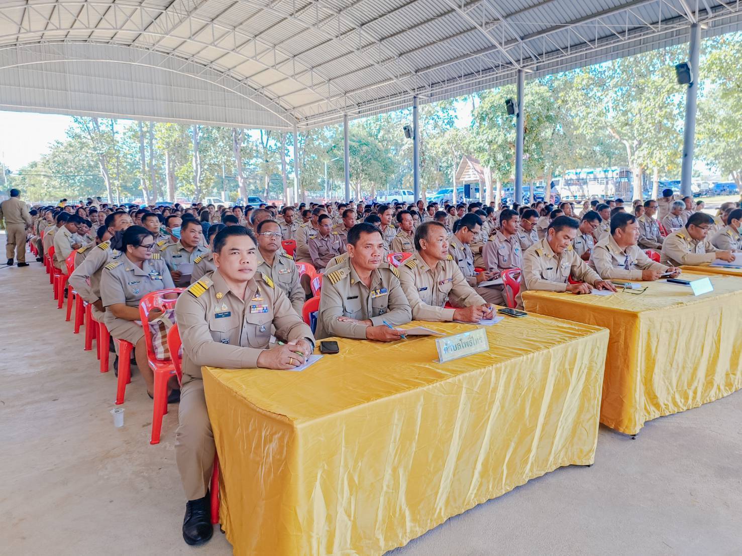 วันที่ 1 พฤศจิกายน 2567  นางสาวปวริศา บุตรนามท้าว ประมงอำเภอโพธิ์ไทร ร่วมประชุมประจำเดือนพฤศจิกายน..คลิก