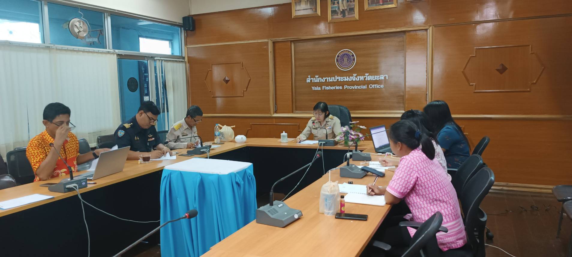 ภาพกิจกรรมเข้าร่วมประชุมคณะกรรมการขับเคลื่อนนโยบายของกรมประมง จังหวัดยะลา (FC)..คลิก
