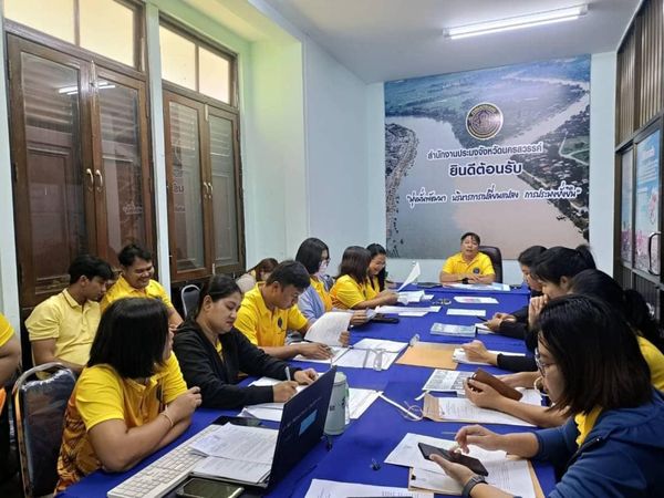 ประชุมประจำเดือน ข้าราชการ ลูกจ้างประจำและพนักงานราชการ สังกัดสำนักงานประมงจังหวัดนครสวรรค์ ครั้งที่ 10/2567..คลิก