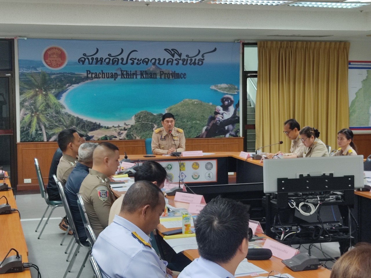 ร่วมการประชุมศูนย์บริหารจัดการแรงงานประมงจังหวัดประจวบคีรีขันธ์  ประจำปีงบประมาณ พ.ศ. ๒๕๖๘..คลิก