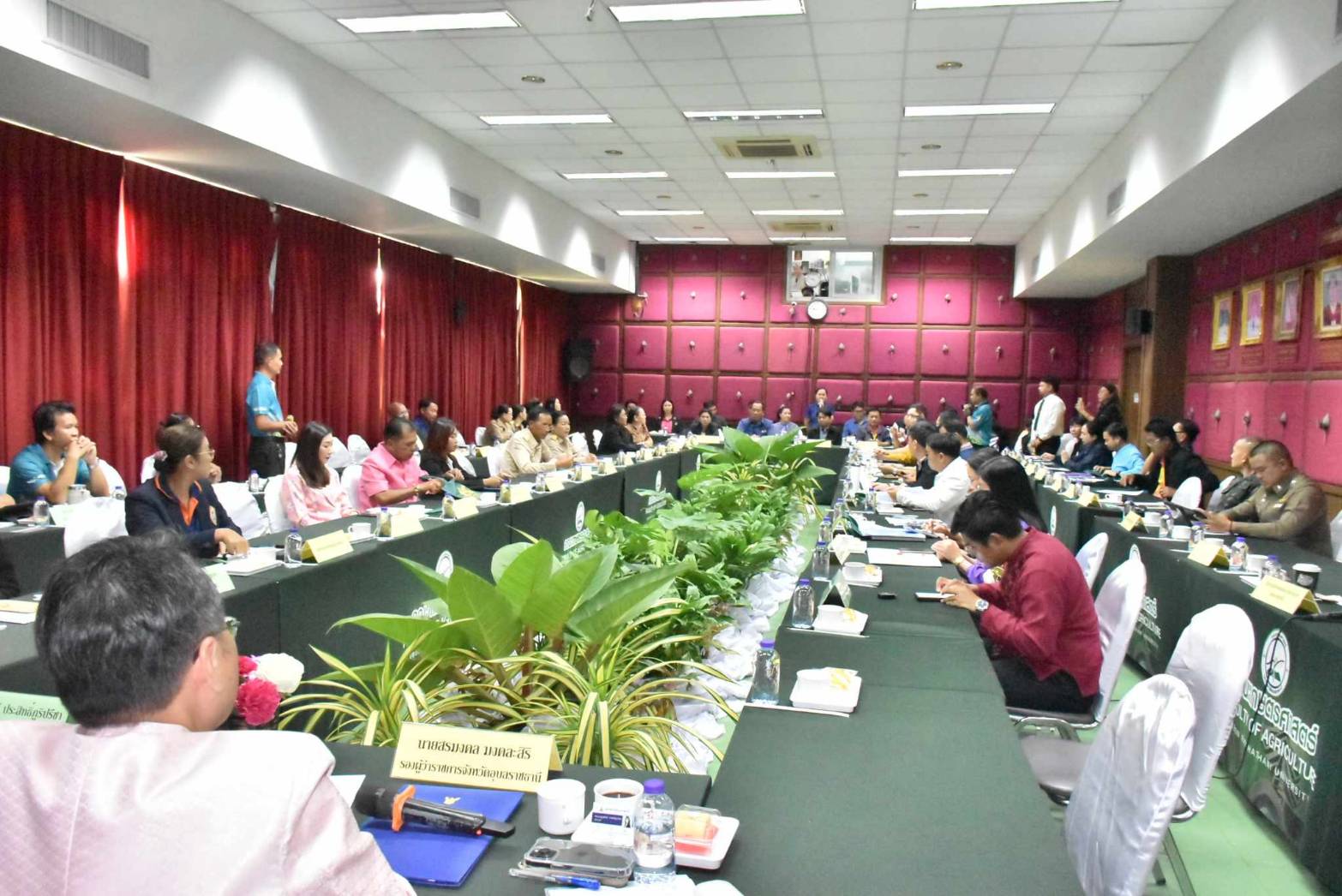 ประมงอุบล ร่วมประชุมเตรียมจัดงานเกษตรอีสานใต้ ประจำปี 2568 ภายใต้แนวความคิด “นวัตกรรมเกษตรเพิ่มมูลค่าเพื่อการพัฒนาเศรษฐกิจที่ยั่งยืน”..คลิก