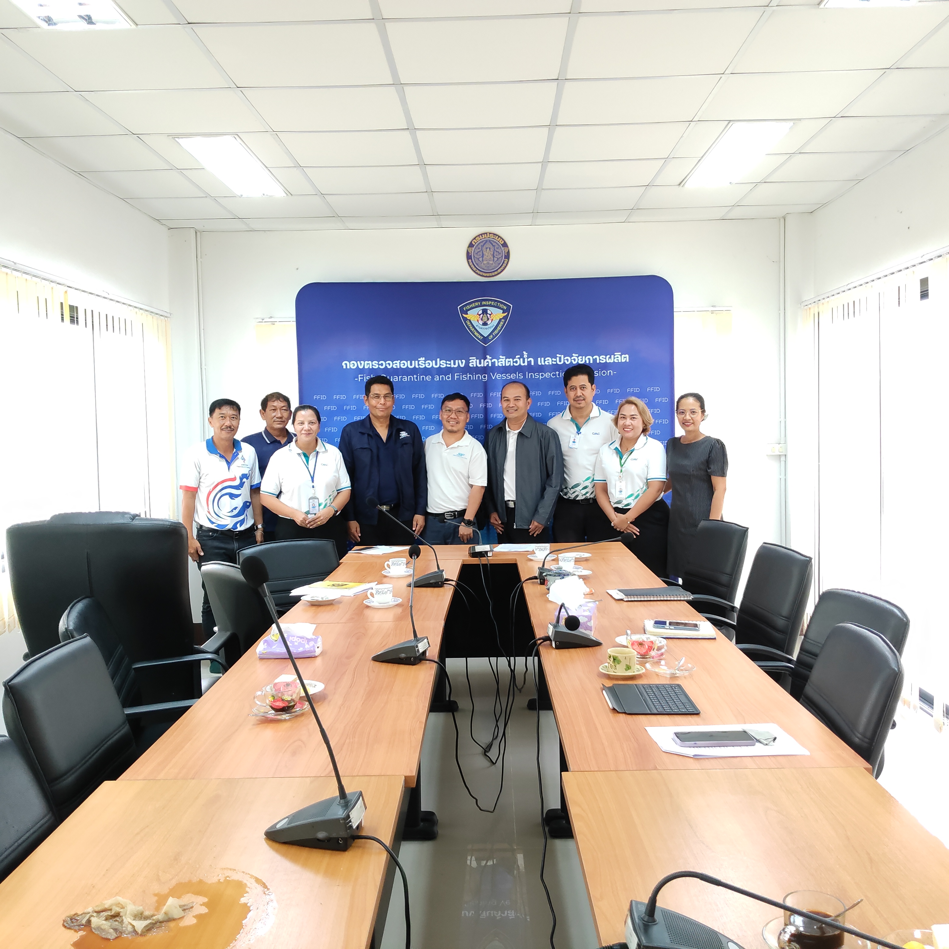 ผอ.ศบป.8(สงขลา) ร่วมประชุมกับ ผปก. เพื่อเพิ่มประสิทธิภาพในการทำงานด้านการขนถ่ายสัตว์น้ำ ณ ท่าเทียบเรือน้ำลึกสงขลา