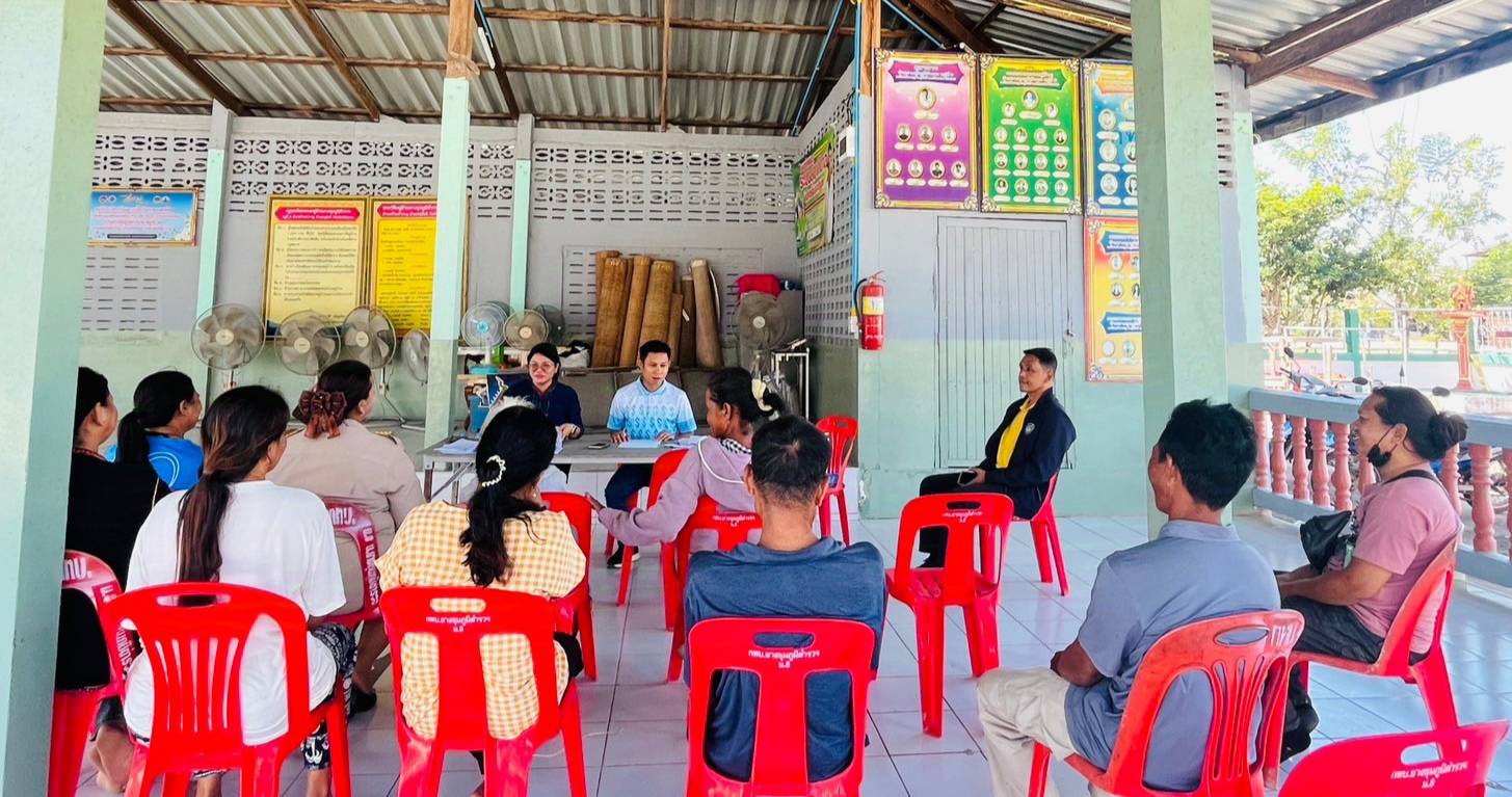 ประชุมชี้แจงพร้อมทั้งส่งเสริมองค์ความรู้ด้านการเพาะเลี้ยงสัตว์น้ำโครงการส่งเสริมและพัฒนาอาชีพเพื่อแก้ไขปัญหาที่ดินทำกิน..คลิก