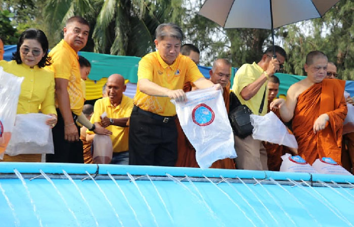 5 ธันวาคม ของทุกปี วันคล้ายวันพระบรมราชสมภพ พระบาทสมเด็จพระบรมชนกาธิเบศร มหาภูมิพลอดุลยเดชมหาราช บรมนาถบพิตร วันชาติ และวันพ่อแห่งชาติ..คลิก