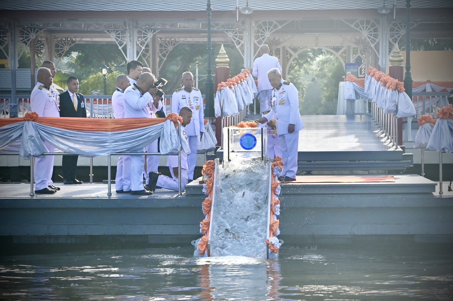 พิธีปล่อยพันธุ์สัตว์น้ำ เนื่องในโอกาสวันคล้ายวันประสูติ สมเด็จพระเจ้าลูกเธอ เจ้าฟ้าพัชรกิติยาภา นเรนทิราเทพยวดี กรมหลวงราชสาริณีสิริพัชร มหาวัชรราชธิดา วันที่ ๗ ธันวาคม ๒๕๖๗..คลิก