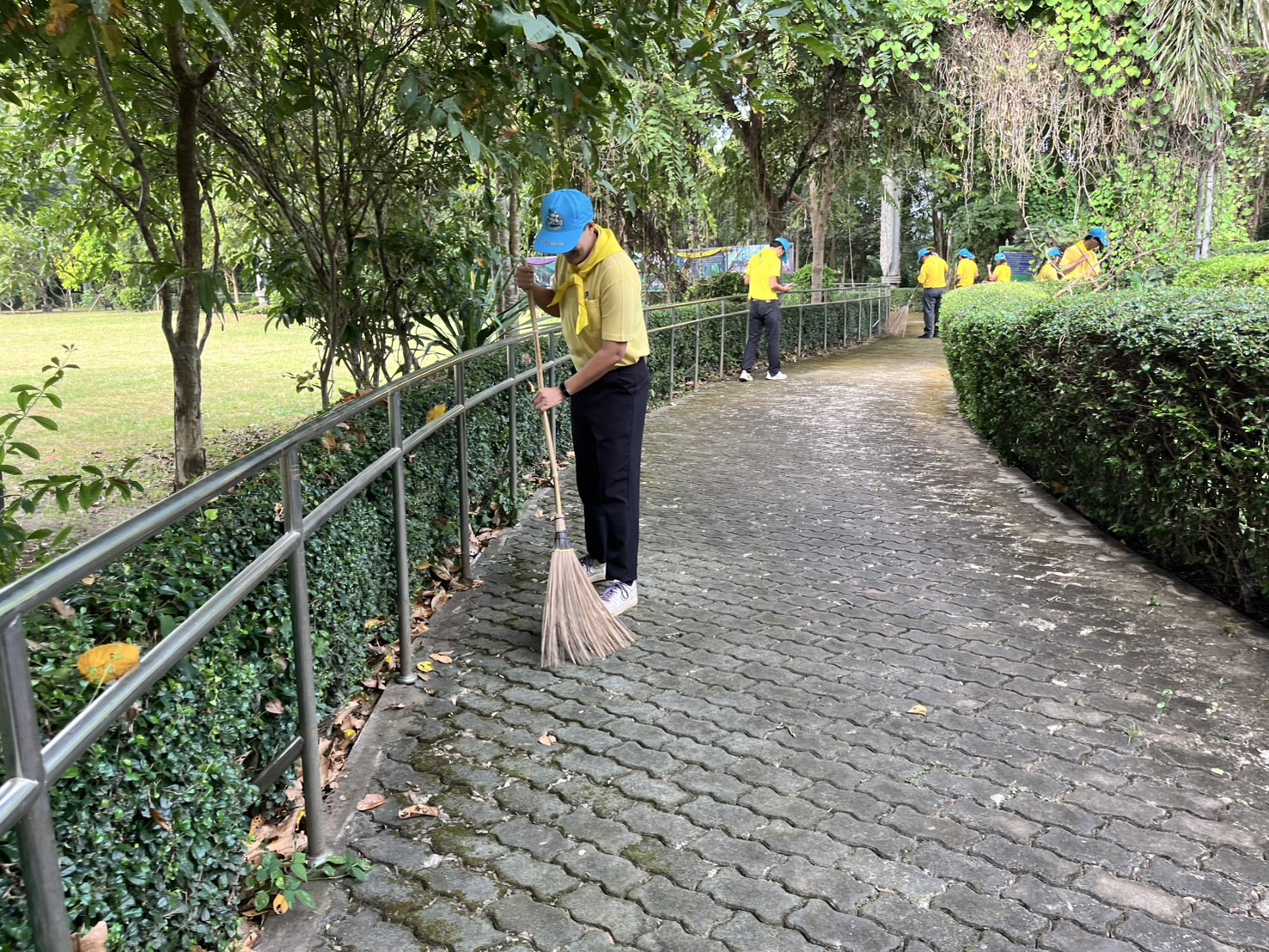 กิจกรรมจิตอาสาพัฒนา เนื่องในวันคล้ายวันสวรรคต พระบาทสมเด็จพระมงกุฎเกล้าเจ้าอยู่หัว (วันสมเด็จพระมหาธีรราชเจ้า)..คลิก