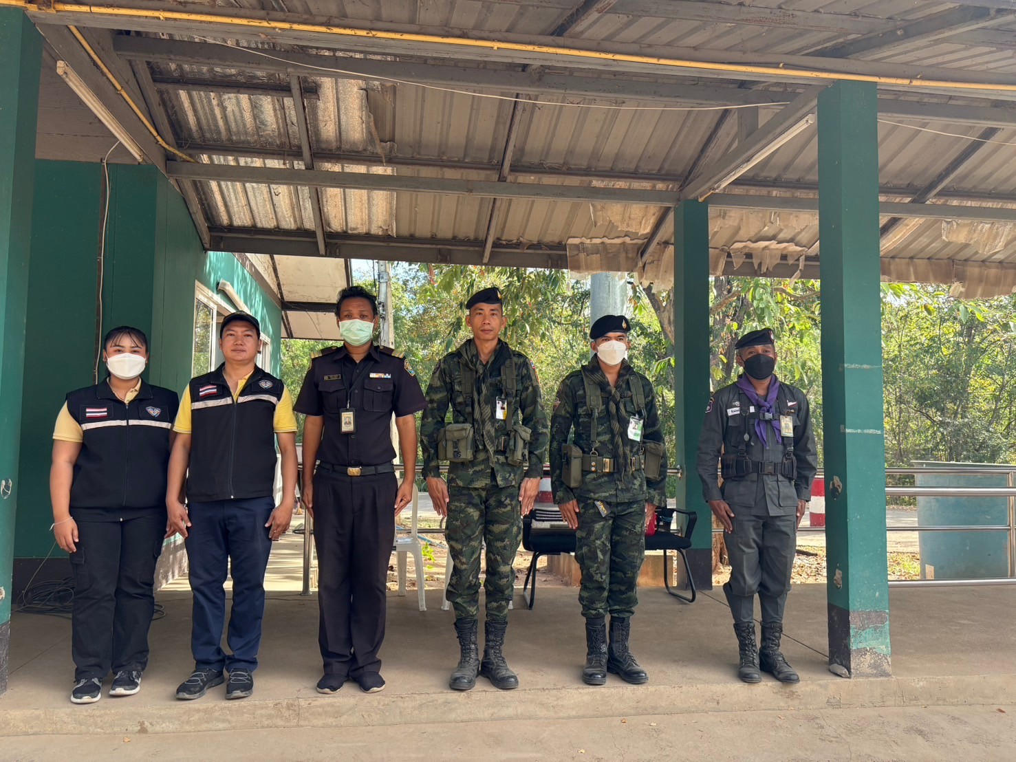 ตรวจสินค้าประมงที่นำเข้า ส่งออก ทางจุดผ่านแดนตาพระยา