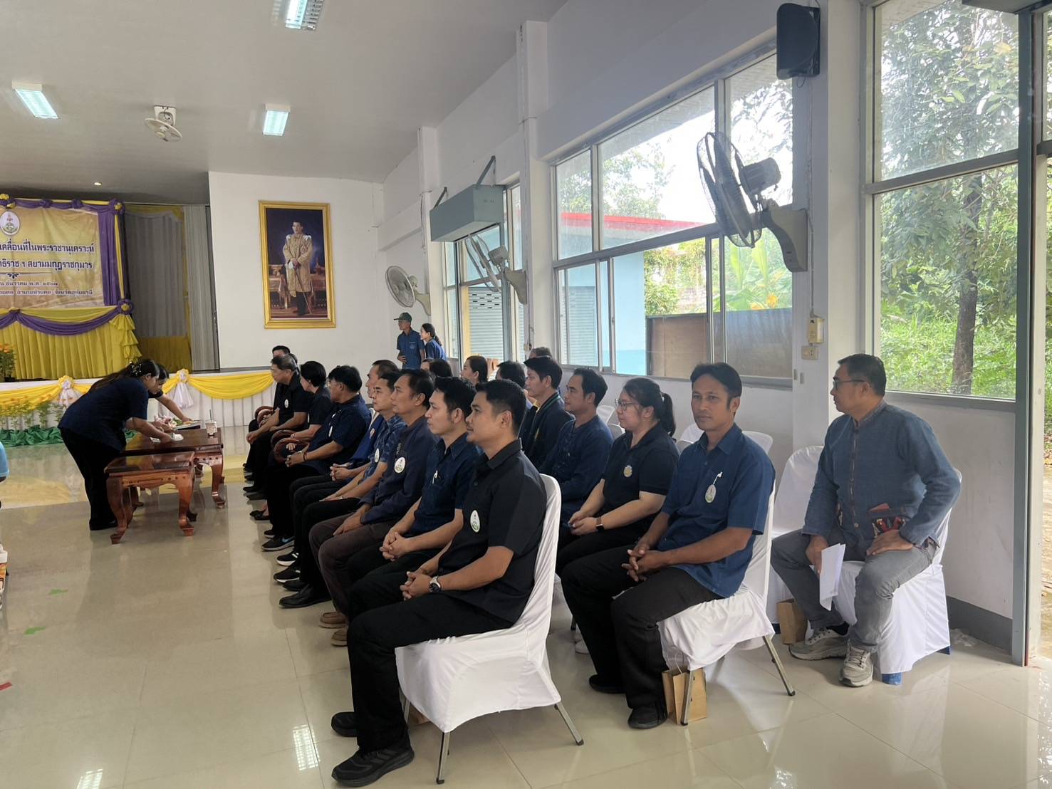 ในวันพฤหัสบดีที่ 12 ธันวาคม 2567 ศูนย์วิจัยและพัฒนาการเพาะเลี้ยงสัตว์น้ำจืดอุทัยธานี มอบหมาย ให้นายทวีสิทธิ์ ชัยรัตน์ ตำแหน่ง เจ้าพนักงานประมงชำนาญงาน เข้าร่วมพิธีเปิดโครงการคลินิกเกษตรเคลื่อนที่ในพระราชานุเคราะห์ สมเด็จพระบรมโอรสาธิราชฯ สยามมกุฎราชกุมาร ครั้งที่ 1 ประจำปีงบประมาณ พ.ศ 2568 ณ ศาลาประชาคมอำเภอหัวยคต ตำบลห้วยคต อำเภอห้วยคต จังหวัดอุทัยธานี โดยมีนายธีรพัฒน์  คัชมาตย์ ผู้ว่าราชการจังหวัดอุทัยธานี เป็นประธาน..คลิก