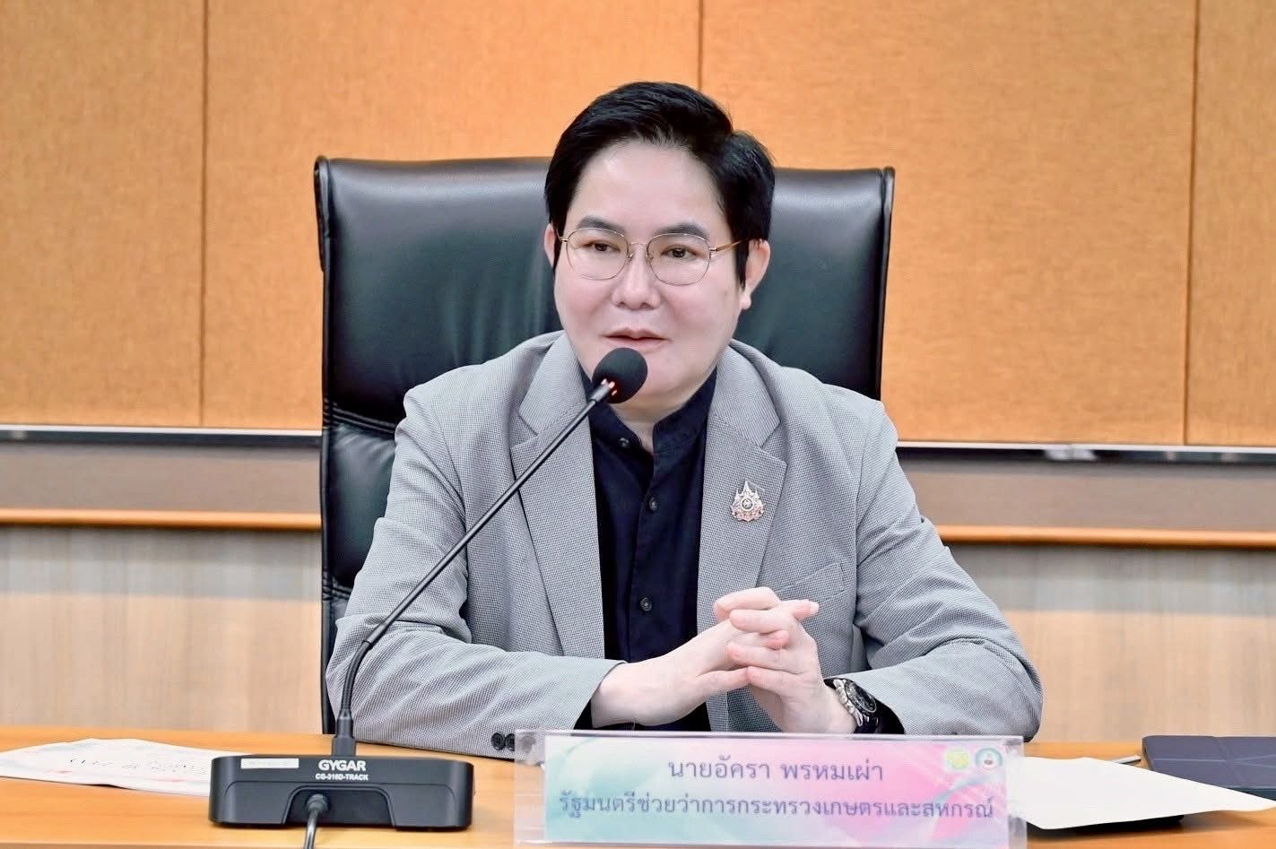 รมช. อัครา” หนุนกรมประมงเสริมความแกร่งผู้ประกอบการแปรรูปสินค้าประมงขนาดเล็ก เปิดคอร์สเพิ่มศักยภาพการผลิตสู่มาตรฐานการส่งออกพร้อมรับการแข่งขัน มุ่ง “ผลักดันคนเล็ก สู่โลกกว้าง”