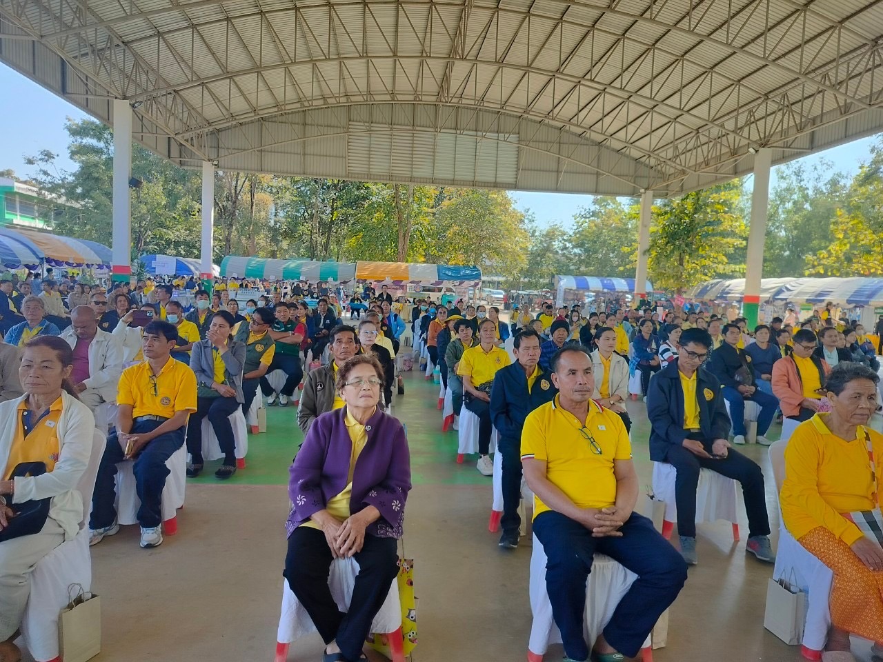 ร่วมออกหน่วยบริการคลินิกเกษตรเคลื่อนที่ในพระราชนุเคราะห์ สมเด็จพระบรมโอรสาธิราชฯ สยามมกุฎราชกุมาร ไตรมาสที่ ๑..คลิก