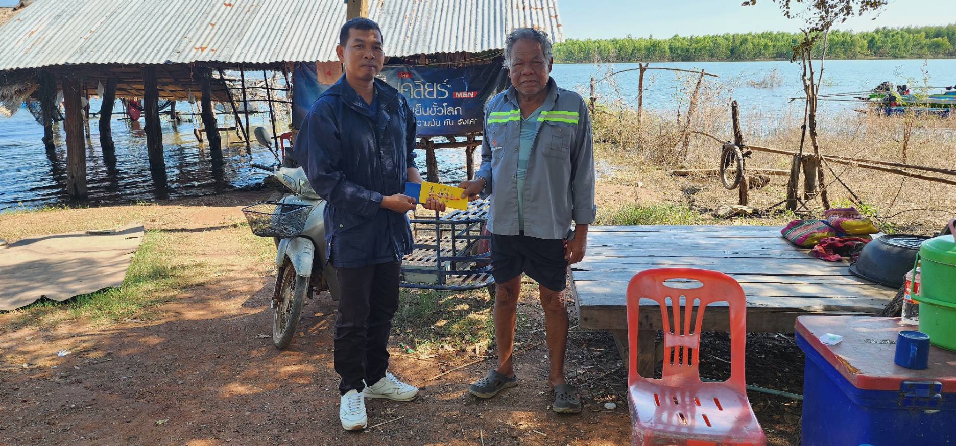 การปฏิบัติงานโครงการการเก็บข้อมูลปริมาณผลจับสัตว์น้ำจากสมุดปูม (Logbook) ชาวประมง ท่าขึ้นปลา ประจำเดือนธันวาคม 2567