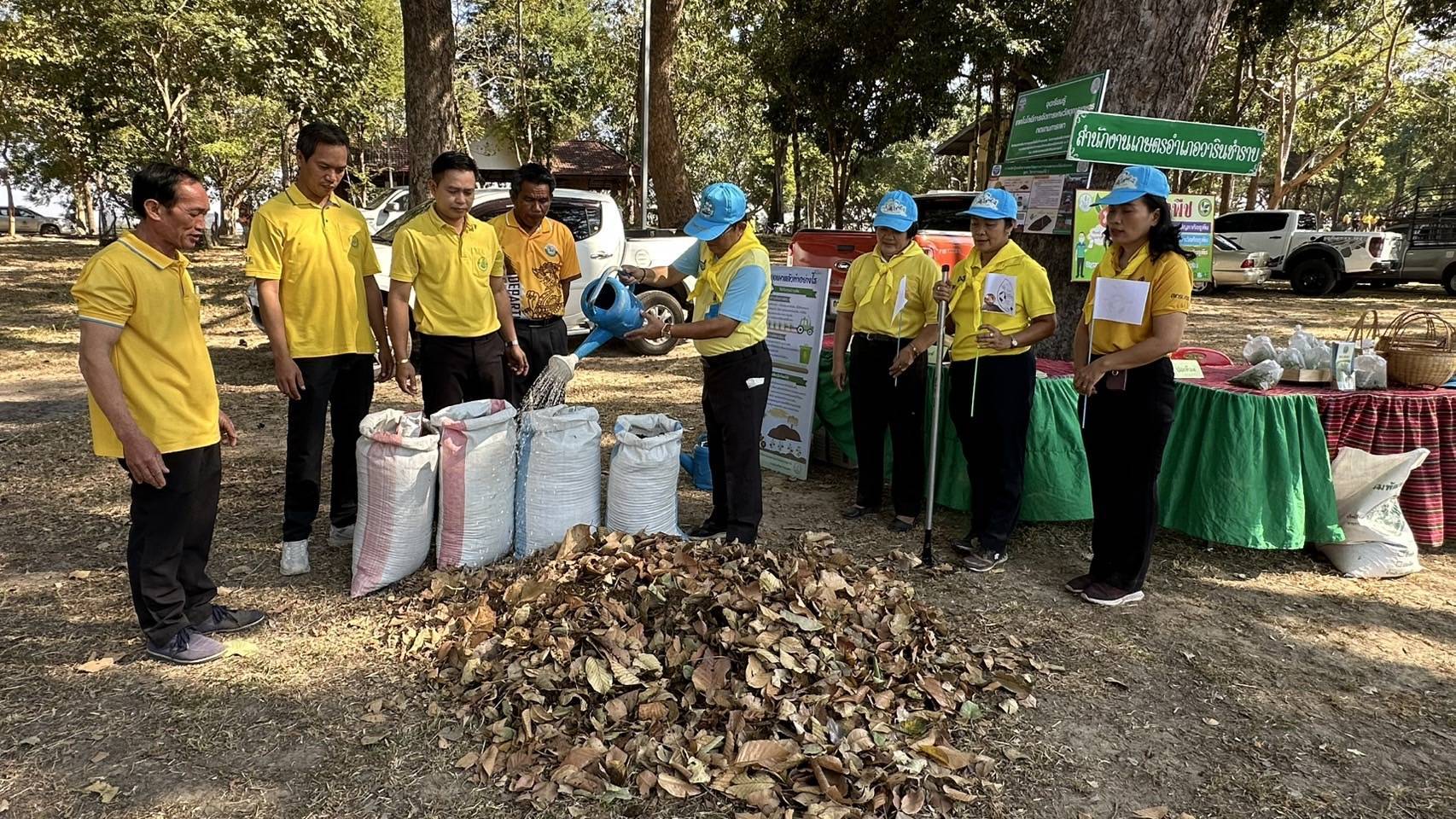 ประมงอำเภอวารินชำราบ ร่วมกิจกรรมวันดินโลก ปี 2567..คลิก