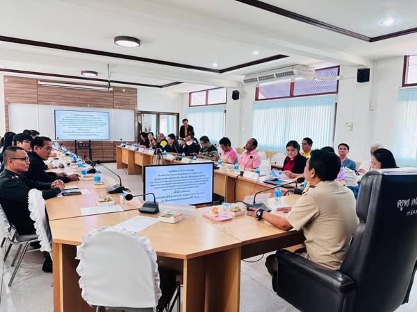 ประชุมหัวหน้าส่วนราชการประจำอำเภอ ผู้บริหารองค์กรปกครองส่วนท้องถิ่น และหัวหน้าหน่วยงานรัฐวิสาหกิจ ประจำเดือนมกราคม 2568..คลิก