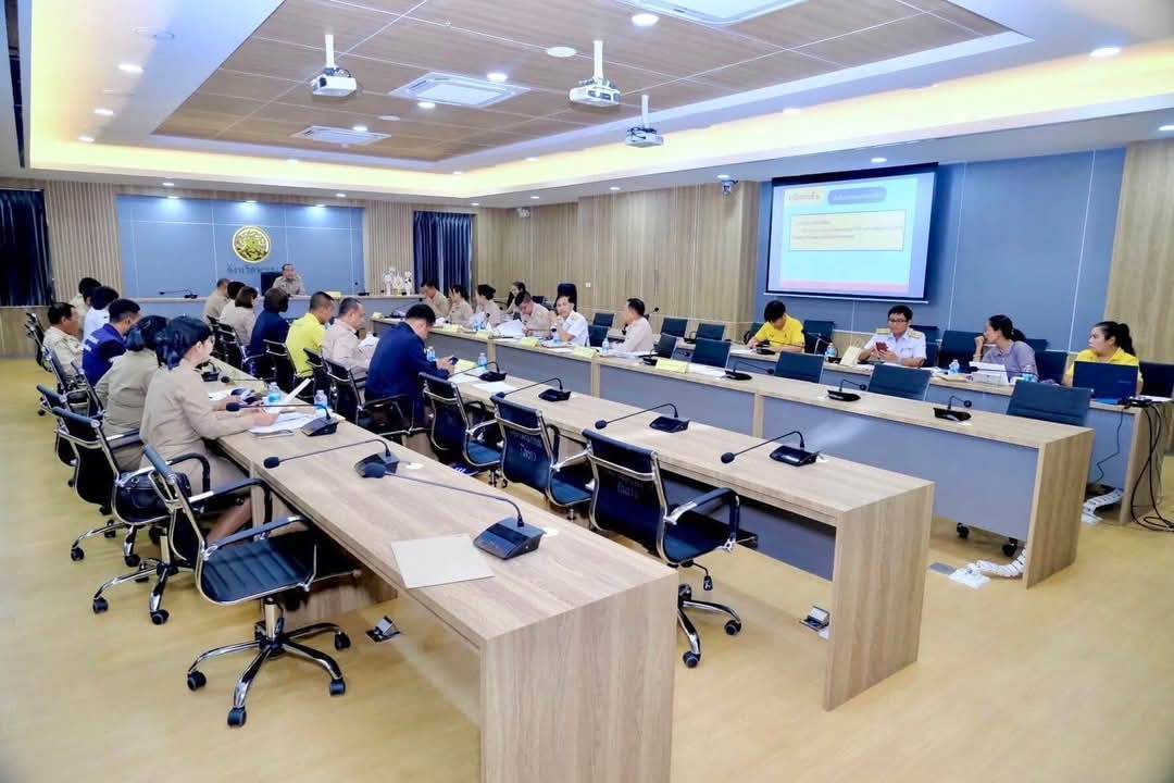 ประมงจังหวัดพัทลุง พร้อมด้วย หัวหน้ากลุ่มบริหารจัดการ ด้านการประมง เจ้าพนักงานประมงปฎิบัติงาน กลุ่มบริหารจัดการด้านการประมง เข้าร่วมประชุมคณะกรรมการให้ความช่วยเหลือผู้ประสบภัยพิบัติจังหวัดพัทลุง (ก.ช.ภ.จ.พัทลุง)  ครั้งที่ 1/2568  ณ ห้องประชุม โนราห์ ชั้น4 ศาลากลางจังหวัดพัทลุง..คลิก