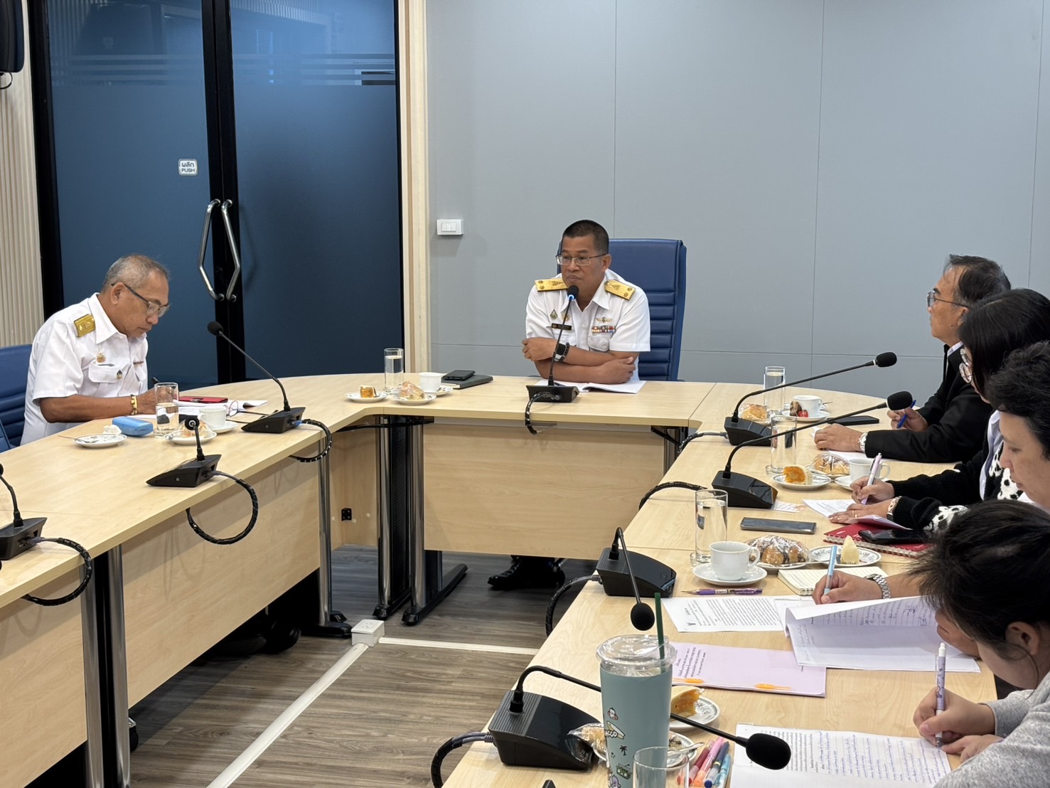 ประชุมคณะทำงานเพื่อดำเนินการจัดตั้งศูนย์วิจัยและพัฒนาการเพาะเลี้ยงสัตว์น้ำจืดบึงกาฬ ครั้งที่ ๑/๒๕๖๘..คลิก