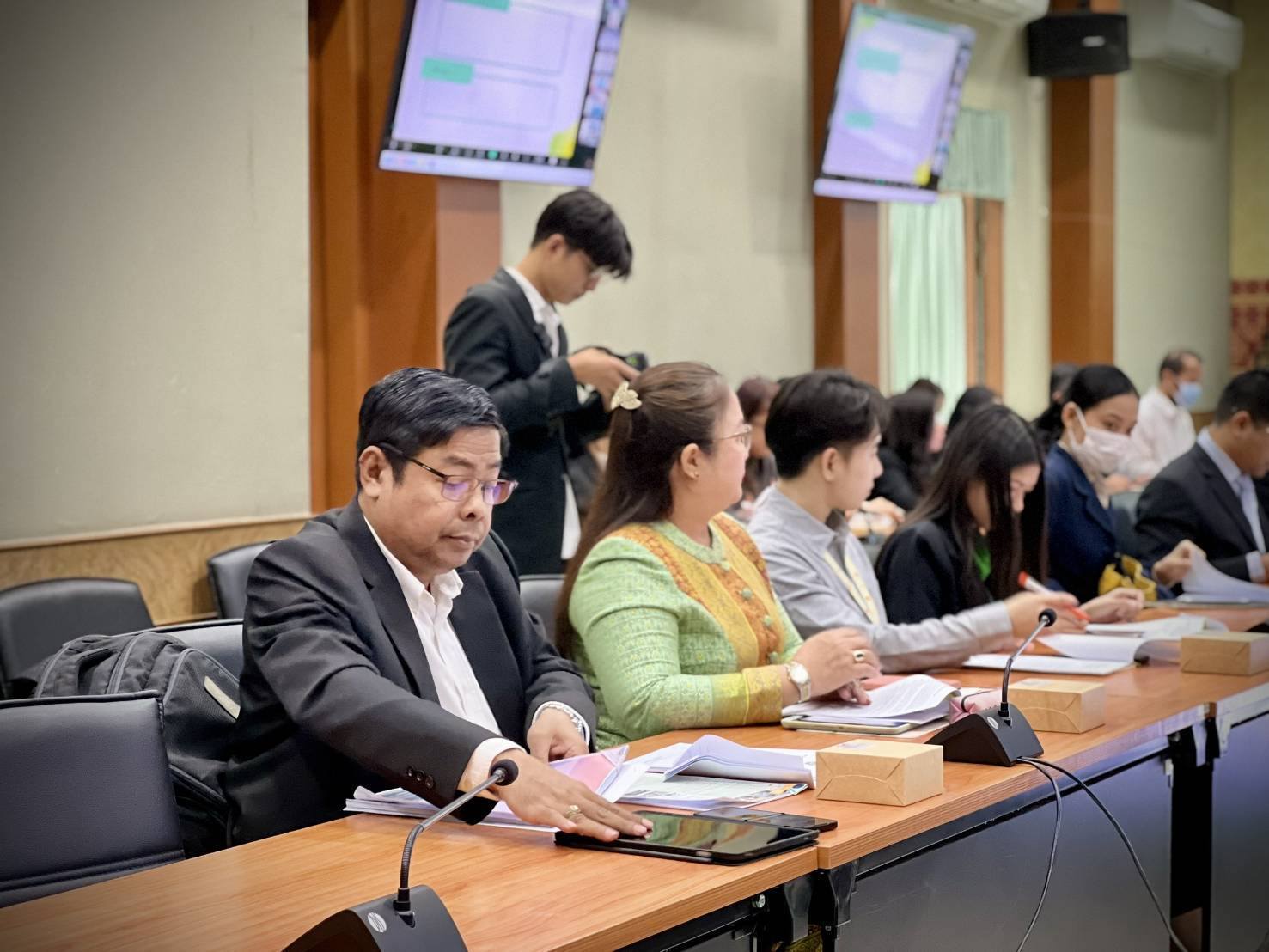 นายพิธาน นงค์นวล หัวหน้ากลุ่มวิจัยและพัฒนาการถ่ายทอดเทคโนโลยีการประมง ร่วมประชุมคณะกรรมการขับเคลื่อนการดำเนินงานส่งเสริมอาชีพด้านการเกษตรในจังหวัดชายแดนใต้ ของกระทรวงเกษตรและสหกรณ์ ครั้งที่ 1/2568