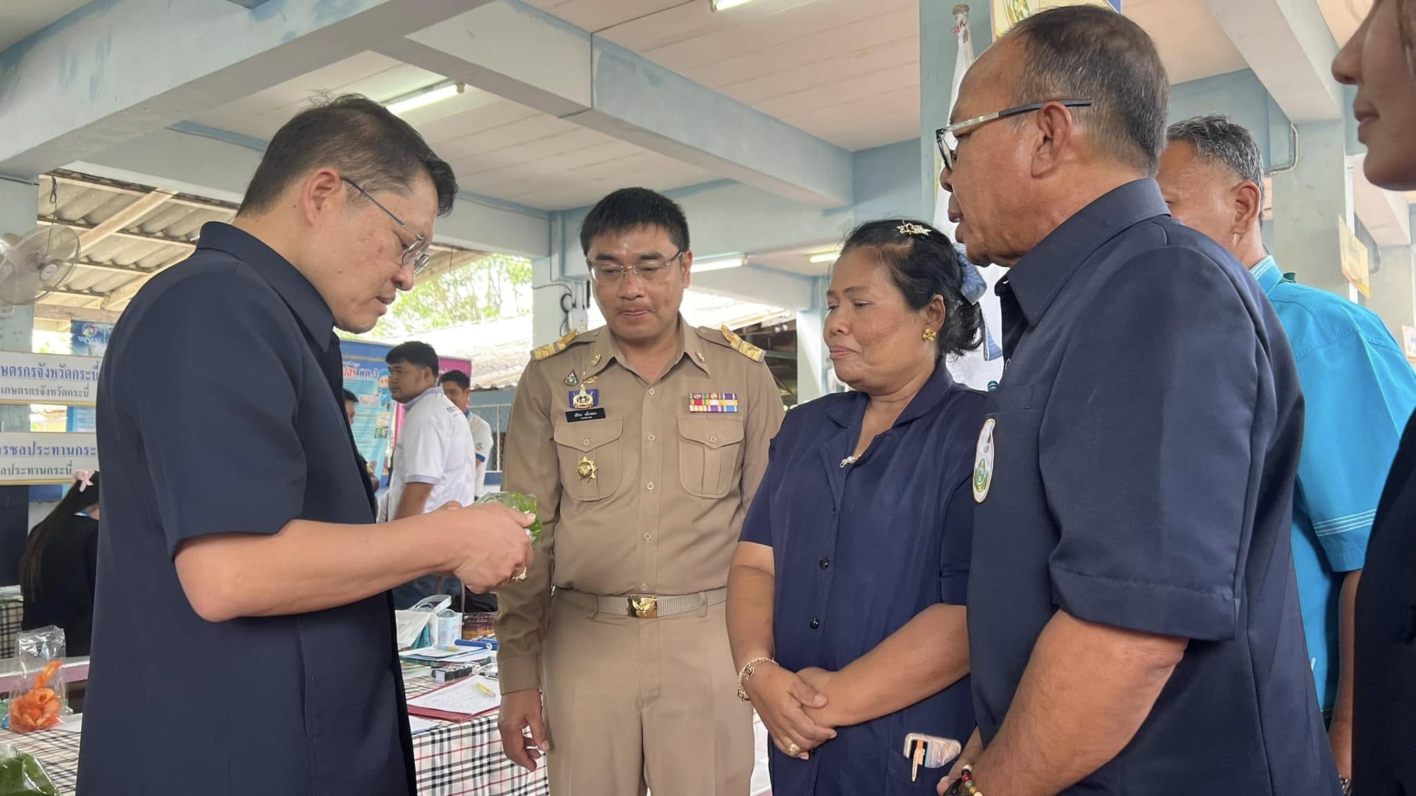 โครงการคลินิกเกษตรเคลื่อนที่ในพระราชานุเคราะห์ สมเด็จพระบรมโอเสาธิราชฯ สยามมกุฎราชกุมาร และโครงการจังหวัดกระบี่เคลื่อนที่