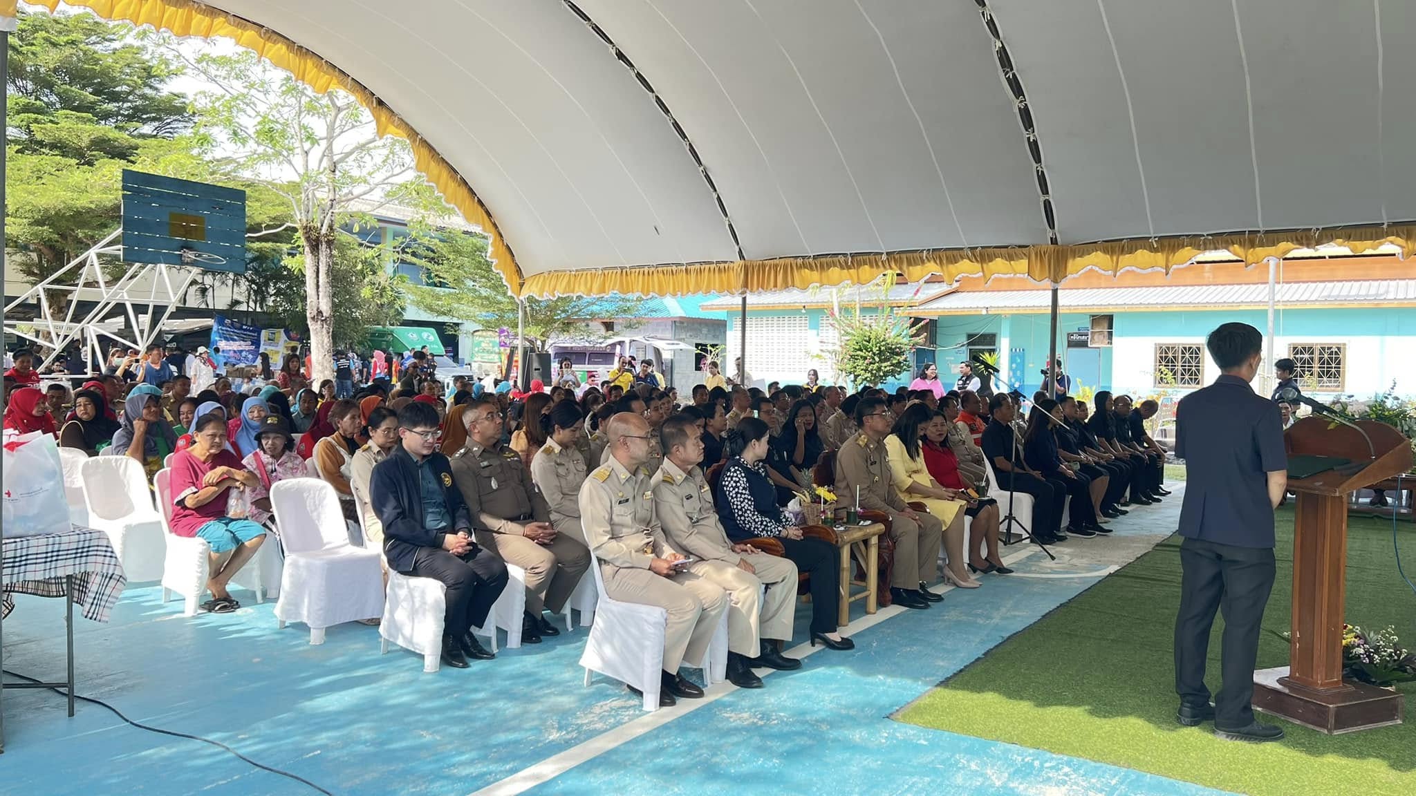 โครงการคลินิกเกษตรเคลื่อนที่ในพระราชานุเคราะห์ สมเด็จพระบรมโอเสาธิราชฯ สยามมกุฎราชกุมาร และโครงการจังหวัดกระบี่เคลื่อนที่