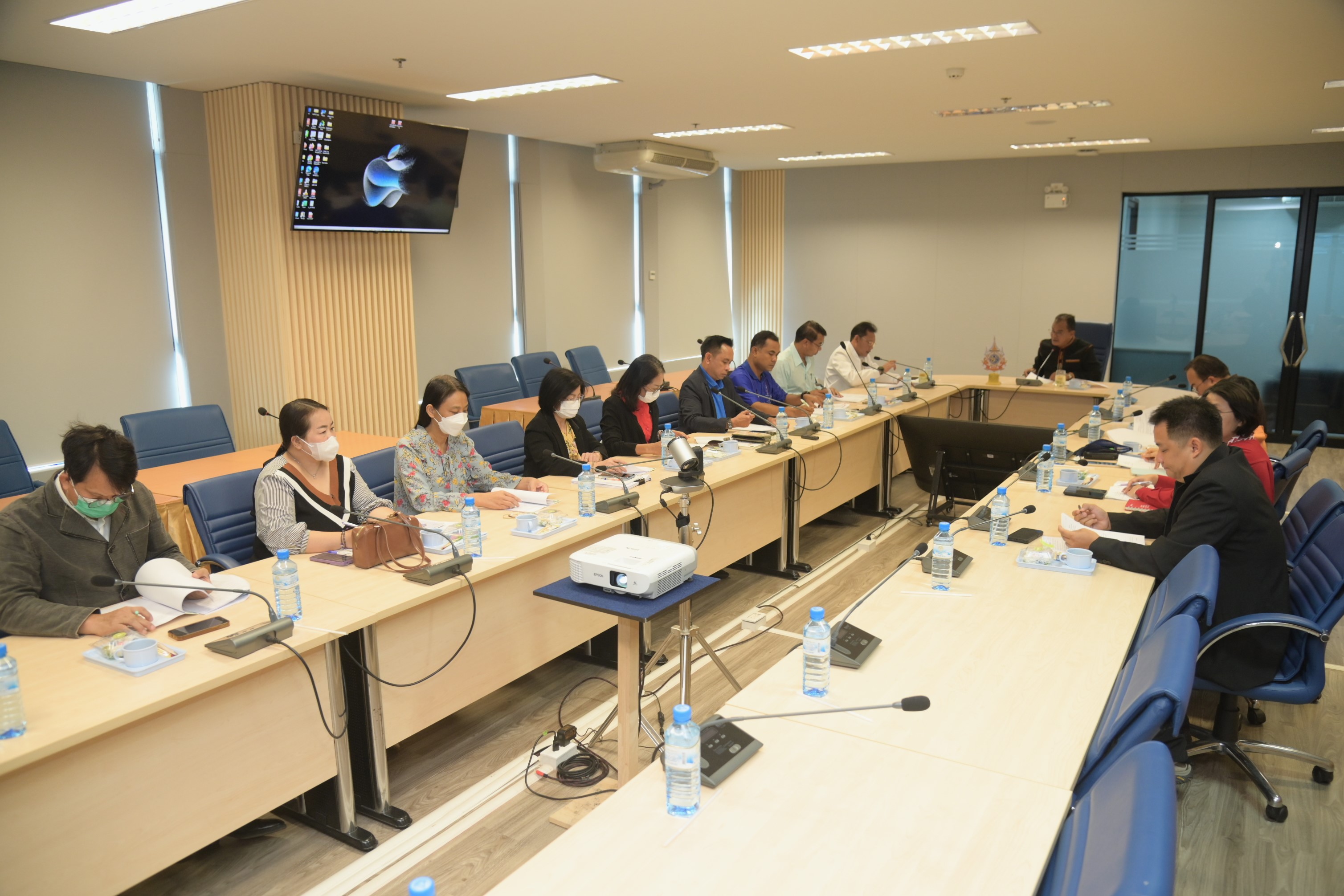 รองอธิบดีกรมประมง เป็นประธานการประชุมการปรับปรุงระบบกรองน้ำหมุนเวียนอ่างหยก ครั้งที่ 1/2568..คลิก