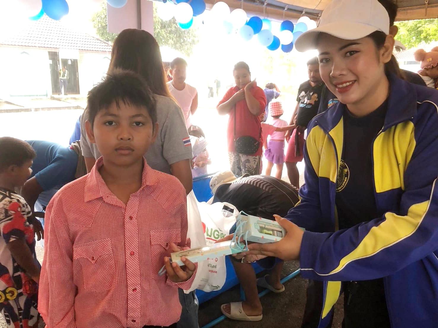 ศูนย์ป้องกันและปราบปรามประมงน้ำจืดสุราษฎร์ธานี ร่วมจัดนิทรรศการงานวันเด็กแห่งชาติ..คลิก
