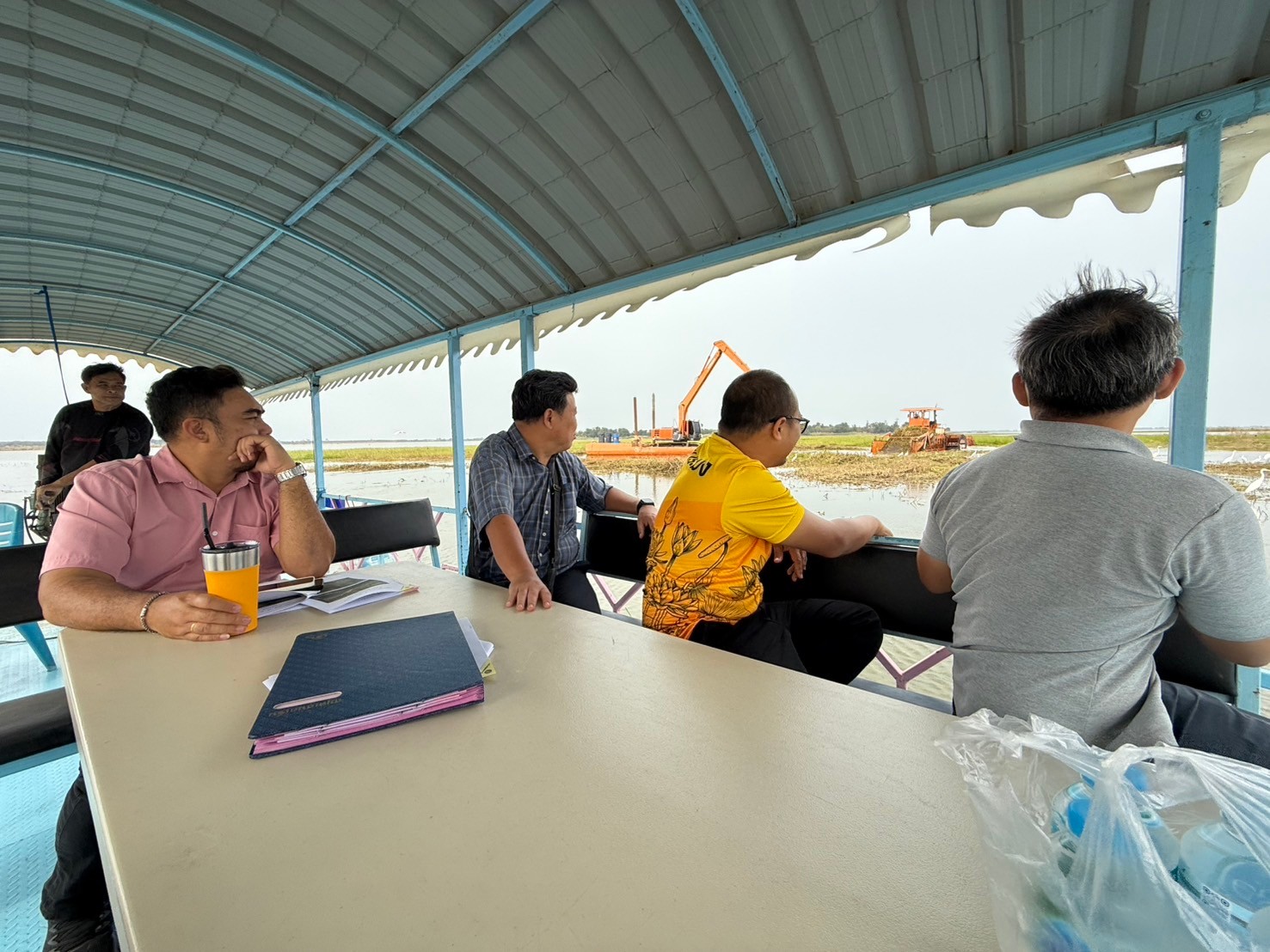 คณะกรรมการตรวจการบูรณะแหล่งน้ำธรรมชาติบึงบอระเพ็ด ประจำปีงบประมาณ พ.ศ.2568 ตรวจรับการปฏิบัติงานขุดลอกตะกินดิน และงานกำจัดวัชพืช ประจำเดือนมกราคม 2568
