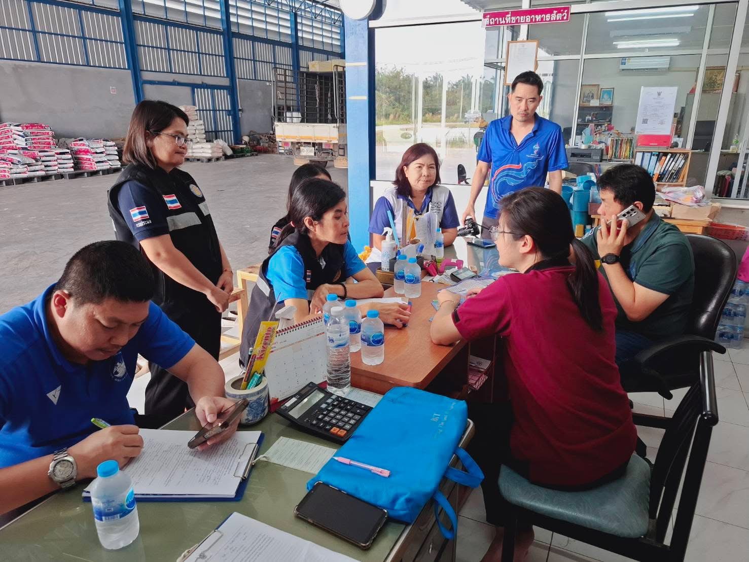 ประชาสัมพันธ์ สร้างการรับรู้ในการเลือกซื้อผลิตภัณฑ์ปัจจัยการผลิตทางการประมงที่ถูกต้องตามกฎหมาย