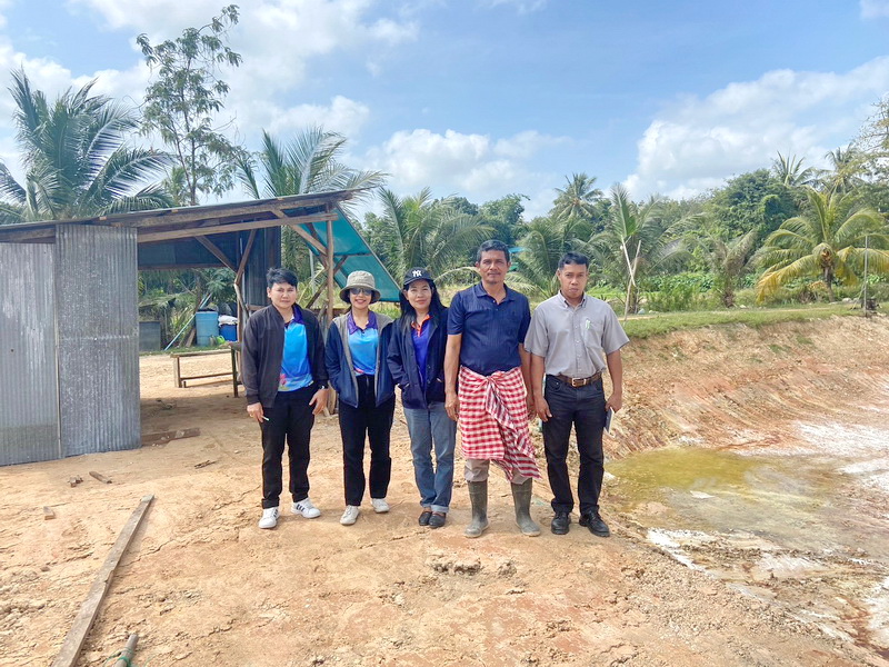 ร่วมตรวจสอบและติดตามฟาร์มโครงการเสริมสภาพคล่องเกษตรกรผู้เลี้ยงกุ้งทะเล