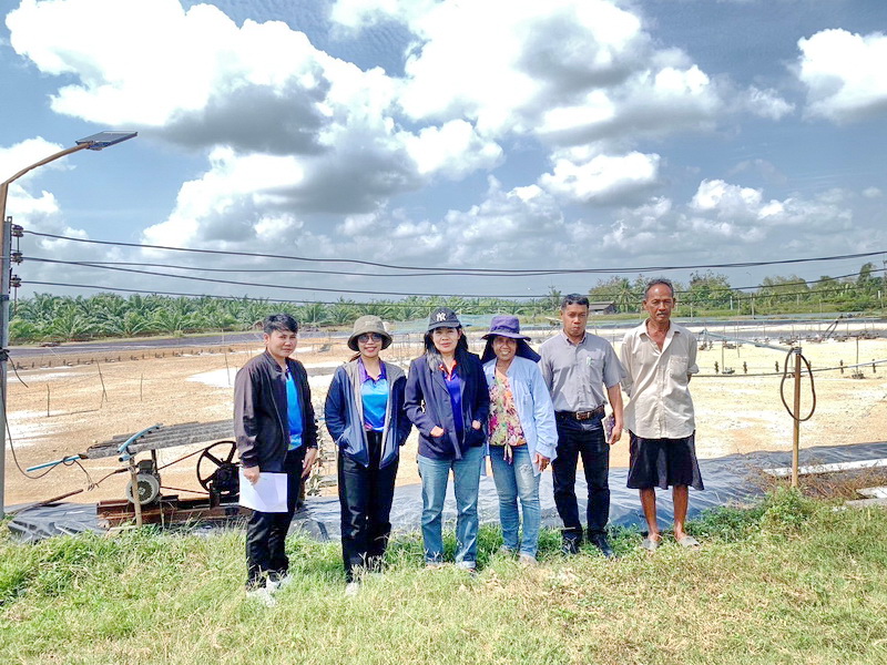 ร่วมตรวจสอบและติดตามฟาร์มโครงการเสริมสภาพคล่องเกษตรกรผู้เลี้ยงกุ้งทะเล