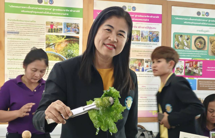 กรมประมงพัฒนาต่อเนื่อง นำเสนอผลสำเร็จงานวิจัยและขยายผล (ด้านนวัตกรรมการเพาะเลี้ยงและแปรรูปสาหร่ายผักกาดทะเล) ในการเปิดฝึกอบรมหลักสูตร 