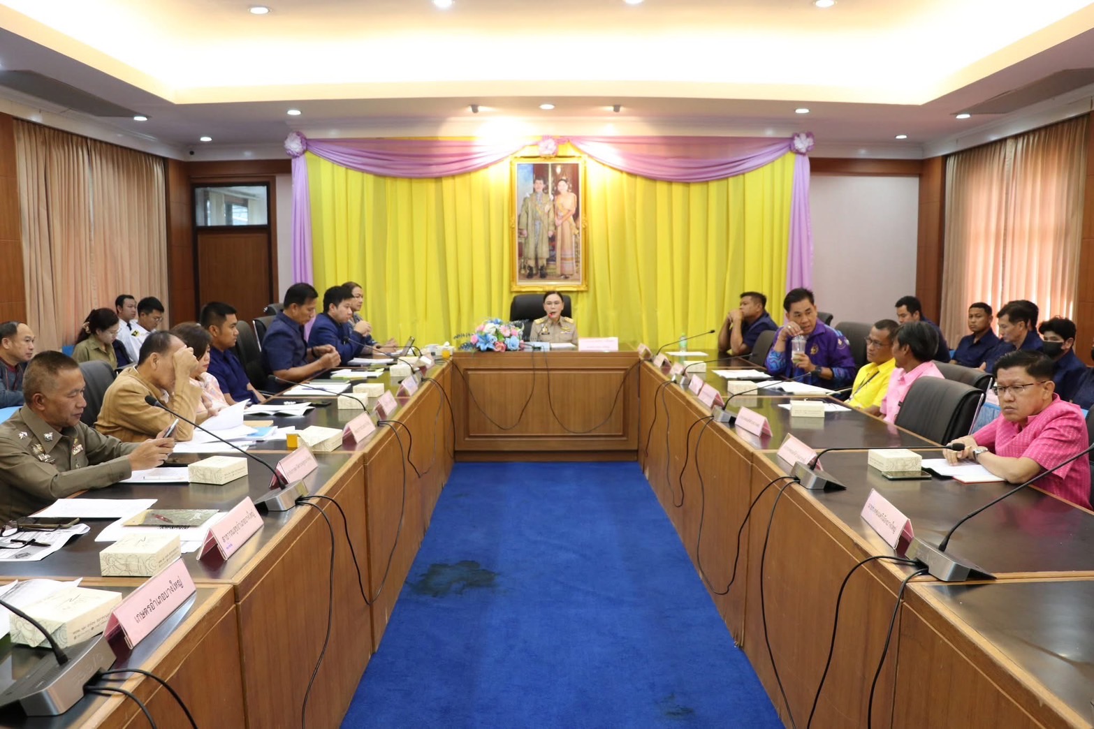 (อ.บางใหญ่) การประชุมหัวหน้าส่วนราชการ ผู้บริหารองค์กรปกครองส่วนท้องถิ่นและคณะกรรมการบริหารงานอำเภอแบบบูรณาการ (กบอ.) ครั้งที่ 2/2568..คลิก