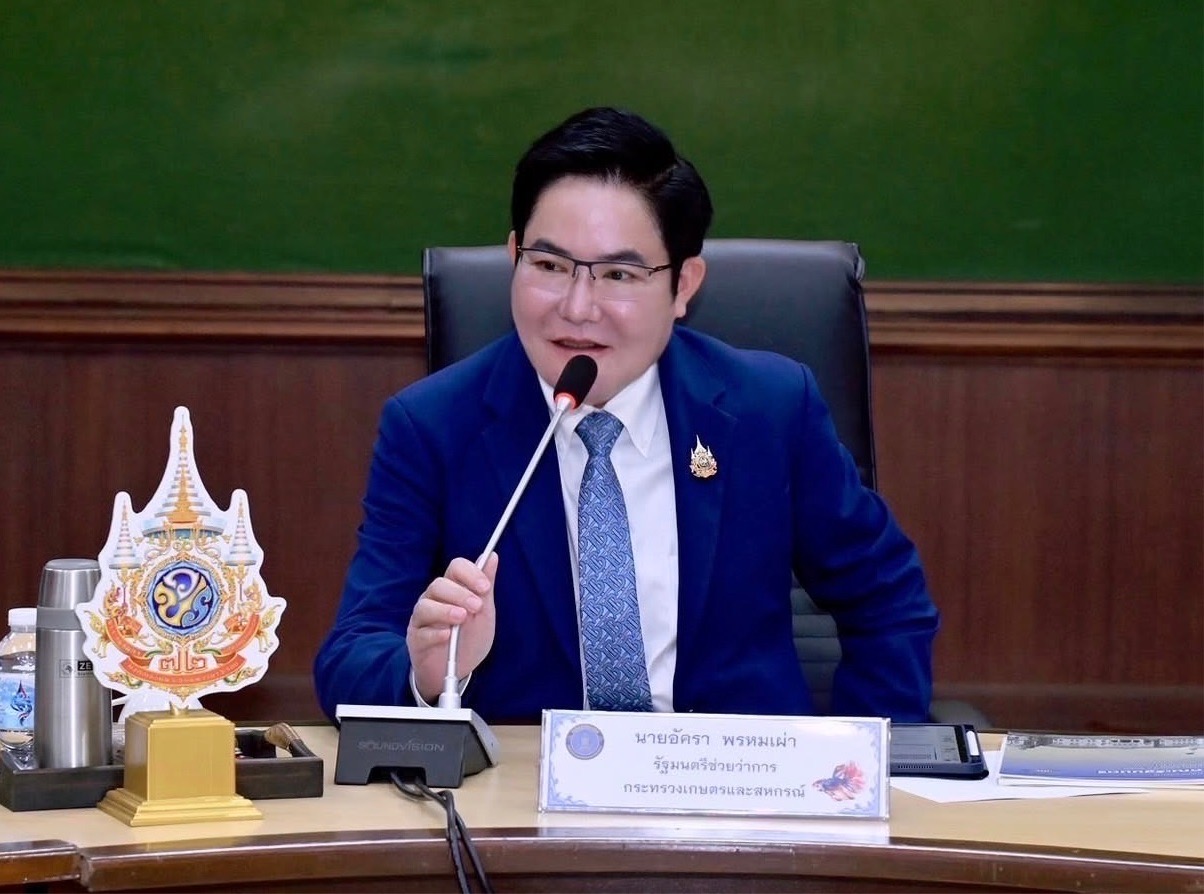 กรมประมง...หนุนฟื้นฟูบ่อกุ้งร้างสร้างทางเลือกใหม่ให้เกษตรกร แนะเพาะเลี้ยงสัตว์น้ำเศรษฐกิจ 5 ชนิด ติดเทรนด์ตลาด  พลิกวิกฤตเปิดโอกาสในการพัฒนาอาชีพ เพื่อเพิ่มรายได้ให้ยั่งยืนและมั่นคง
