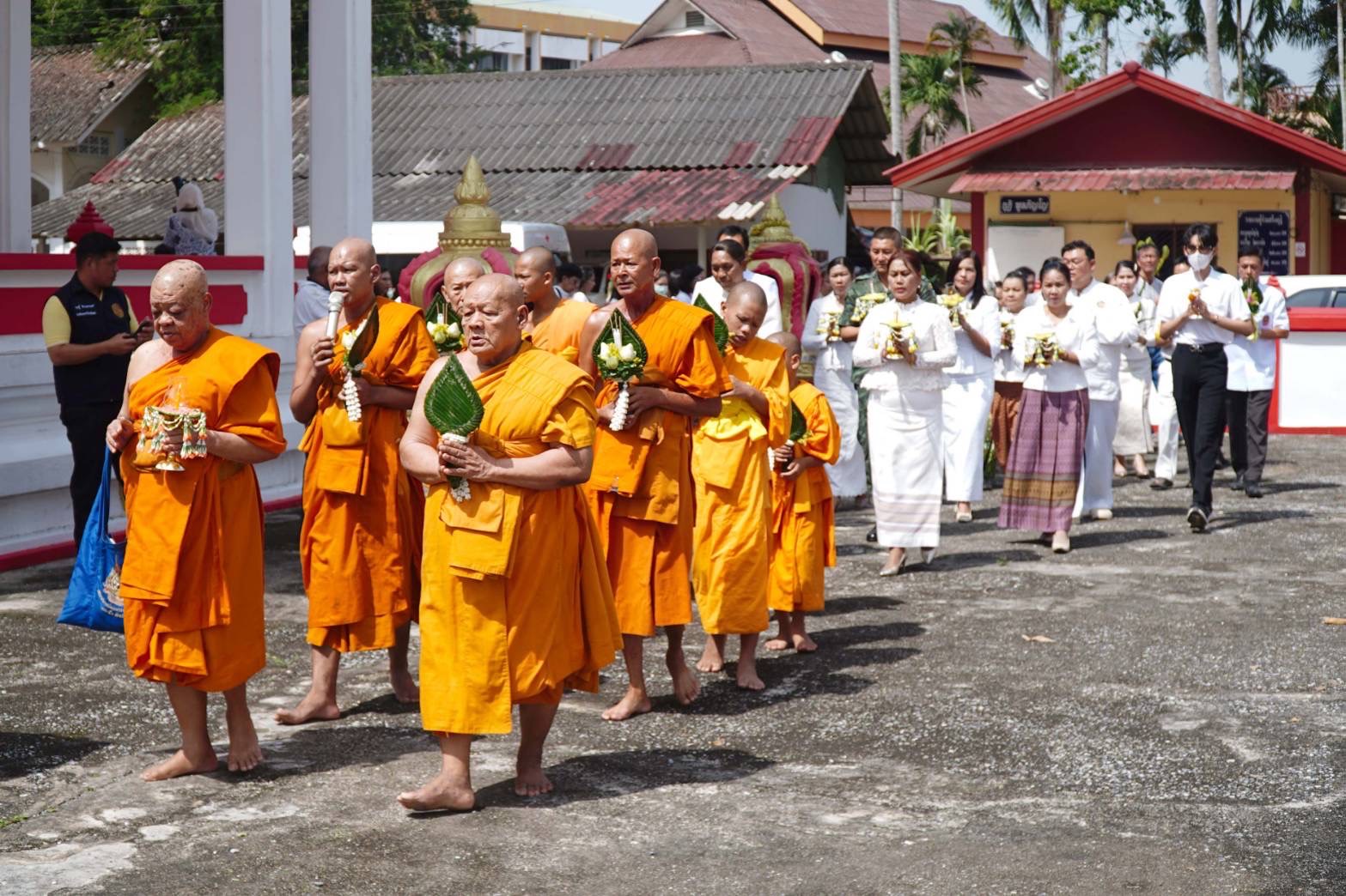 ร่วมกิจกรรมส่งเสริมพระพุทธศาสนา..คลิก