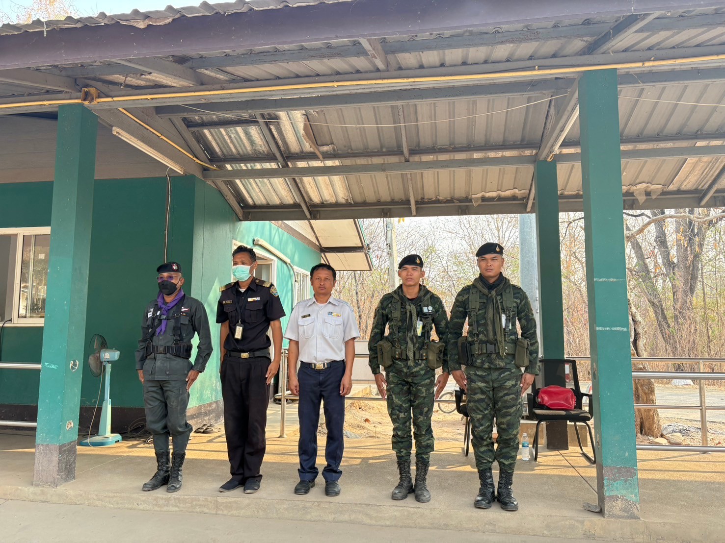 ตรวจสินค้าประมงที่นำเข้า ส่งออก ทางจุดผ่านแดนตาพระยา..คลิก
