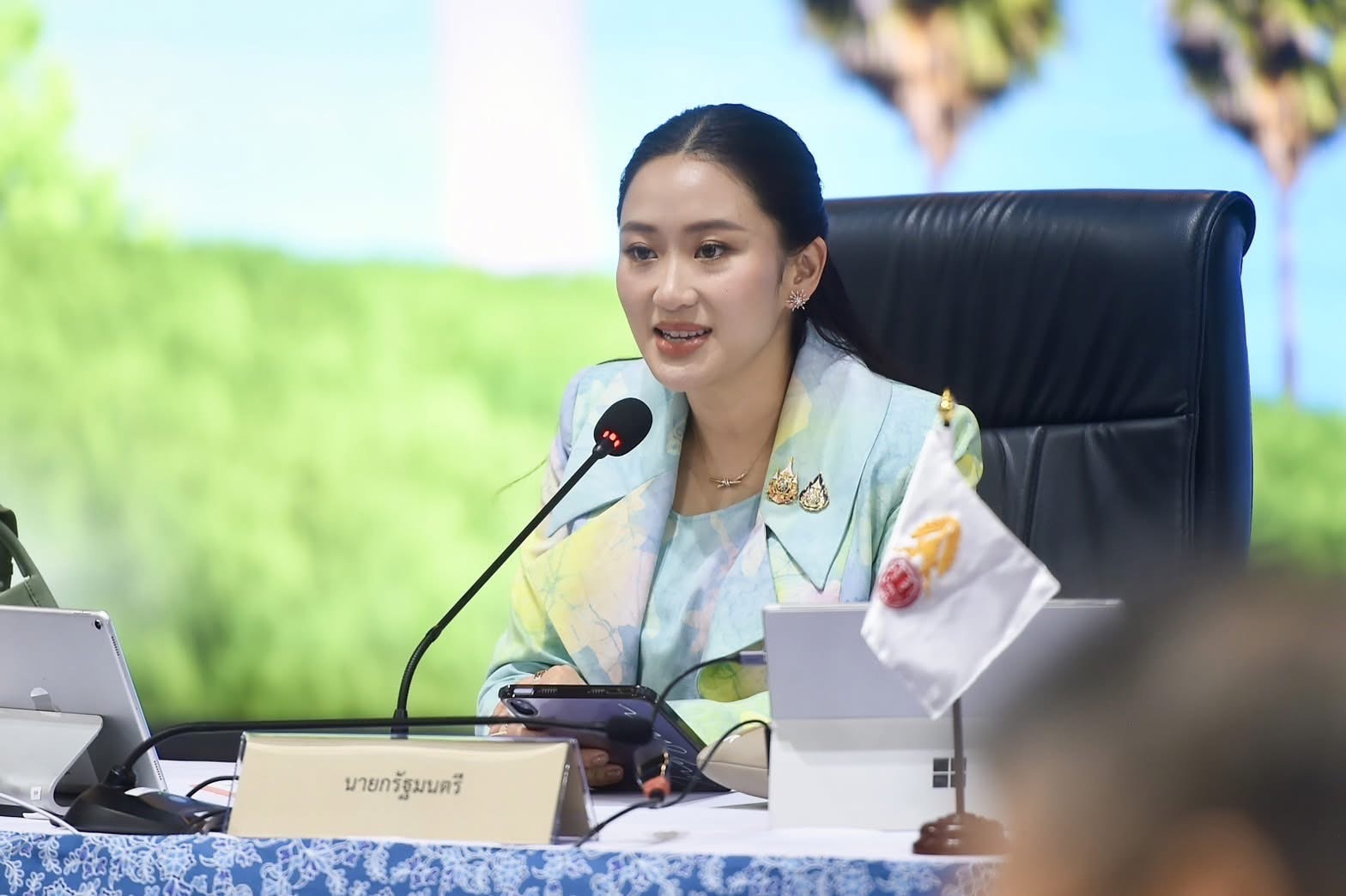 รมช.อัครา รับลูกข้อสั่งการนายกรัฐมนตรี มอบกรมประมง..เตรียมชง ครม.พิจารณาแผนปฏิบัติการ เพื่อยกระดับการแก้ไขปัญหากุ้งทะเลเป็นวาระแห่งชาติ วงเงินงบประมาณกว่า 5 พันล้านบาท  หนุนปั้นผลผลิตให้ได้ 4.5 แสนตัน เพื่อดันอุตสาหกรรมกุ้งไทยให้แข็งแกร่งในตลาดโลก