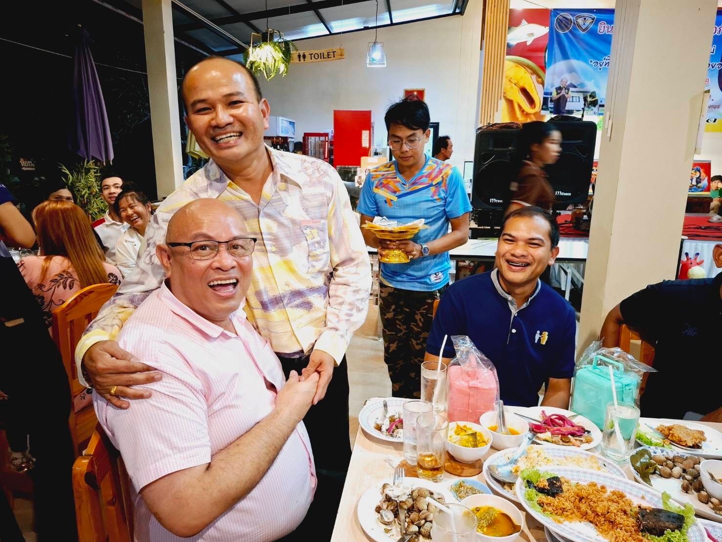 ร่วมแสดงความยินดีกับ ผอ. ธีระพงษ์ อภัยภักดี ในโอกาสที่ได้รับการแต่งตั้งให้ดำรงตำแหน่งประมงจังหวัดแพร่