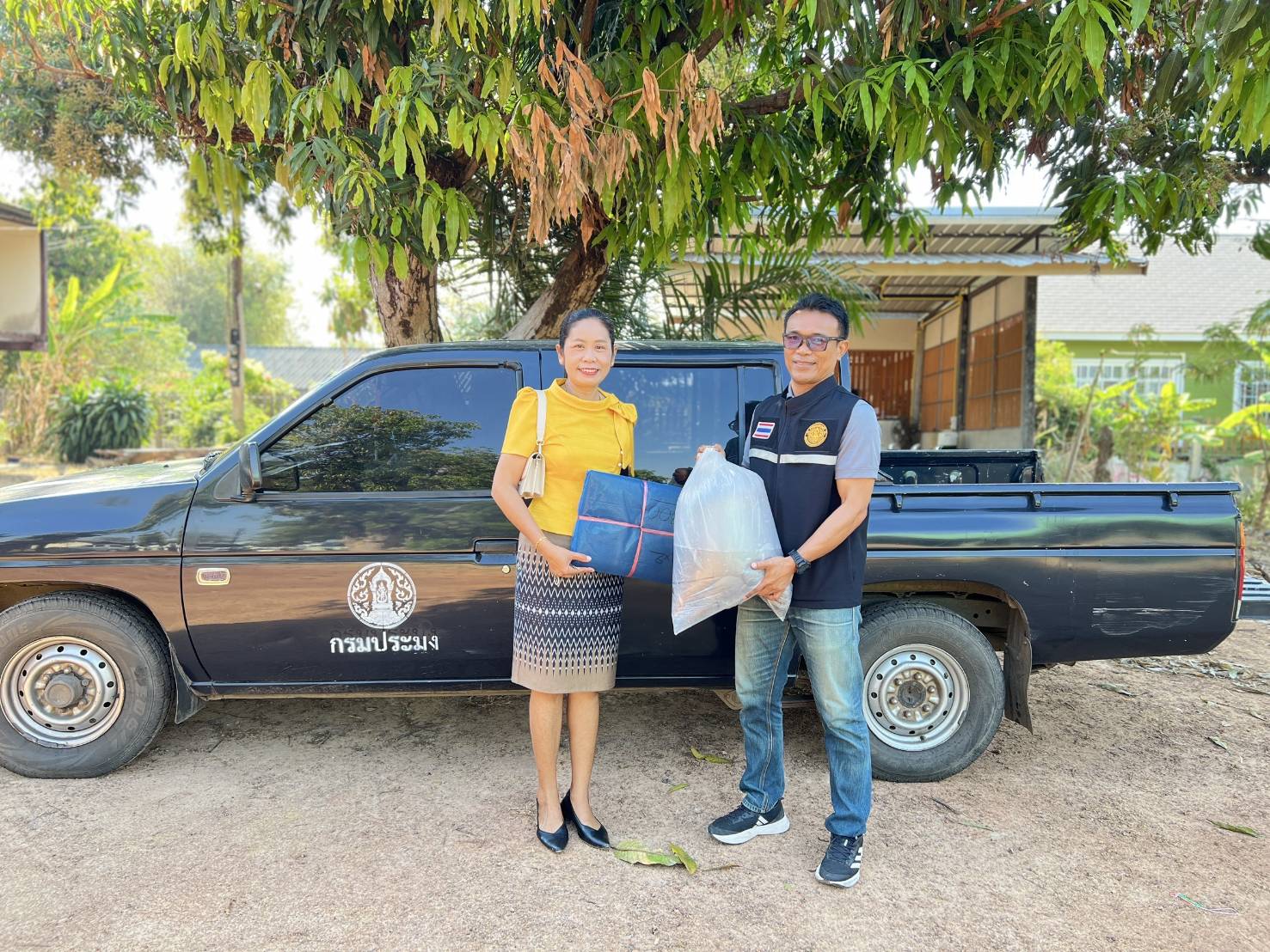 ประมงอำเภอศรีเมืองใหม่ สนับสนุนปัจจัยการผลิต โรงเรียนบ้านป่ากุ่งใหญ่ ตำบลลาดควาย อำเภอศรีเมืองใหม่ จังหวัดอุบลราชธานี..คลิก