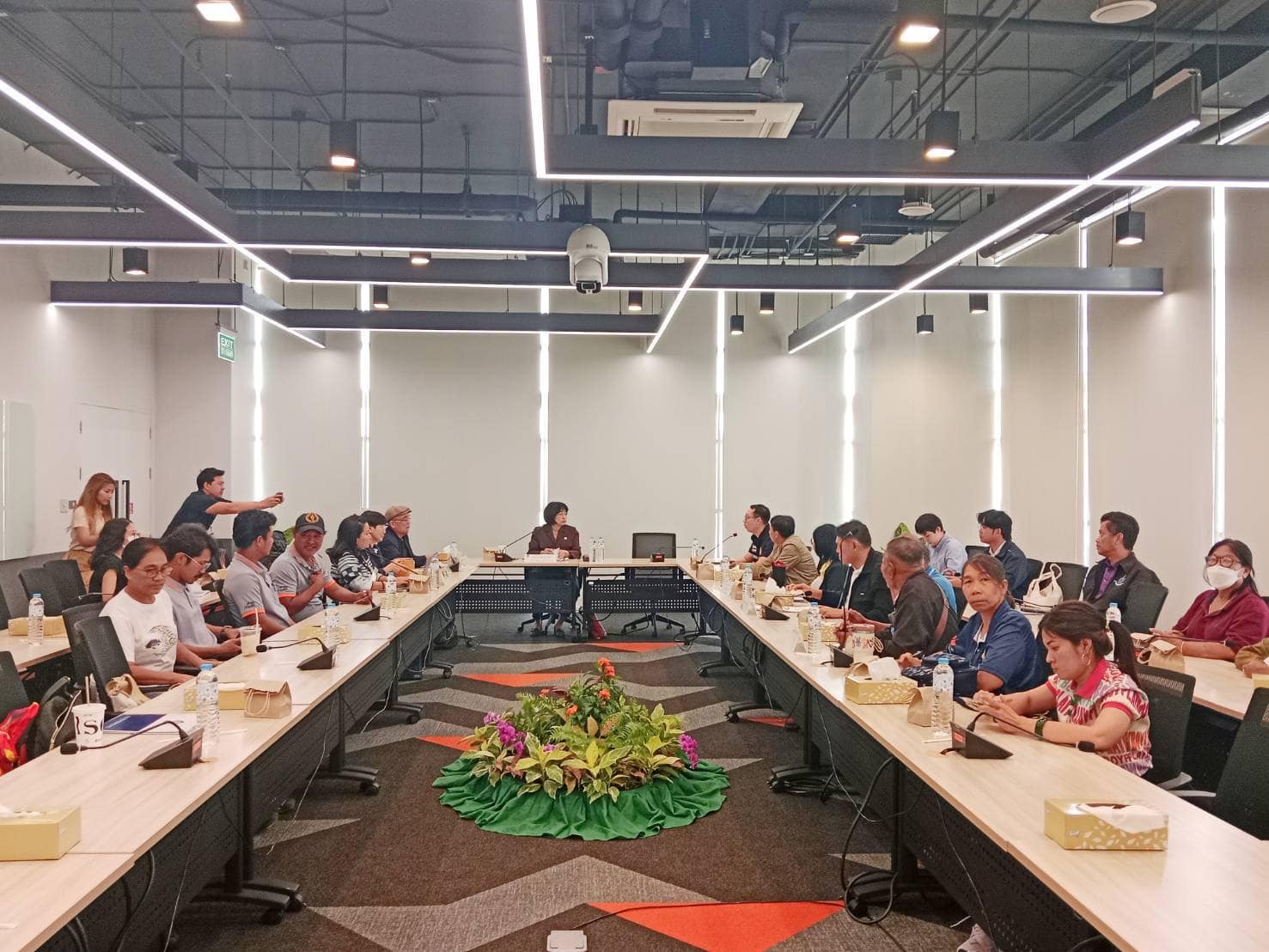 ประชุมชี้แจงกรรมการสิทธิมนุษยชน กรณีการแก้ไขปัญหาการแพร่ระบาดของปลาหมอคางดำในเขตพื้นที่กรุงเทพมหานคร